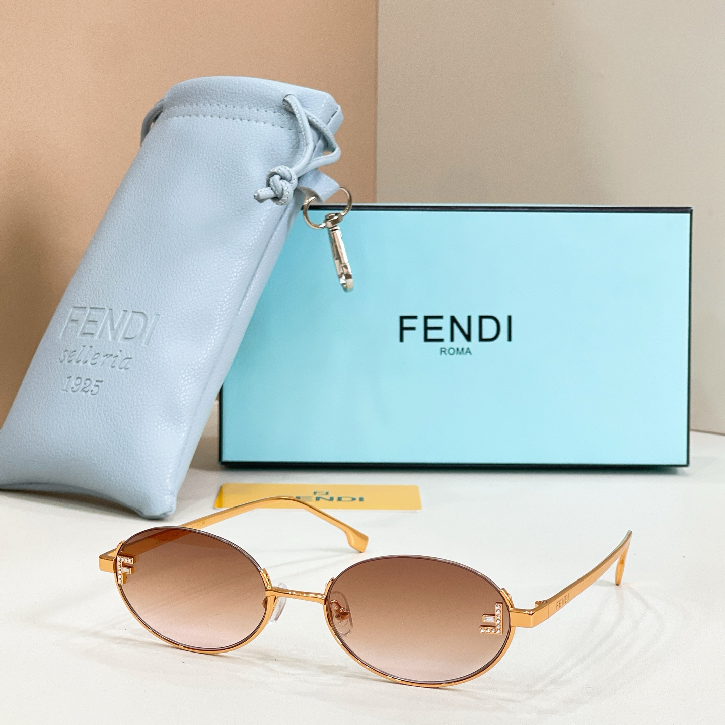 FENDI✨✨✨MODEL：FE 4103✨✨ SIZE：55口19-145✨✨✨