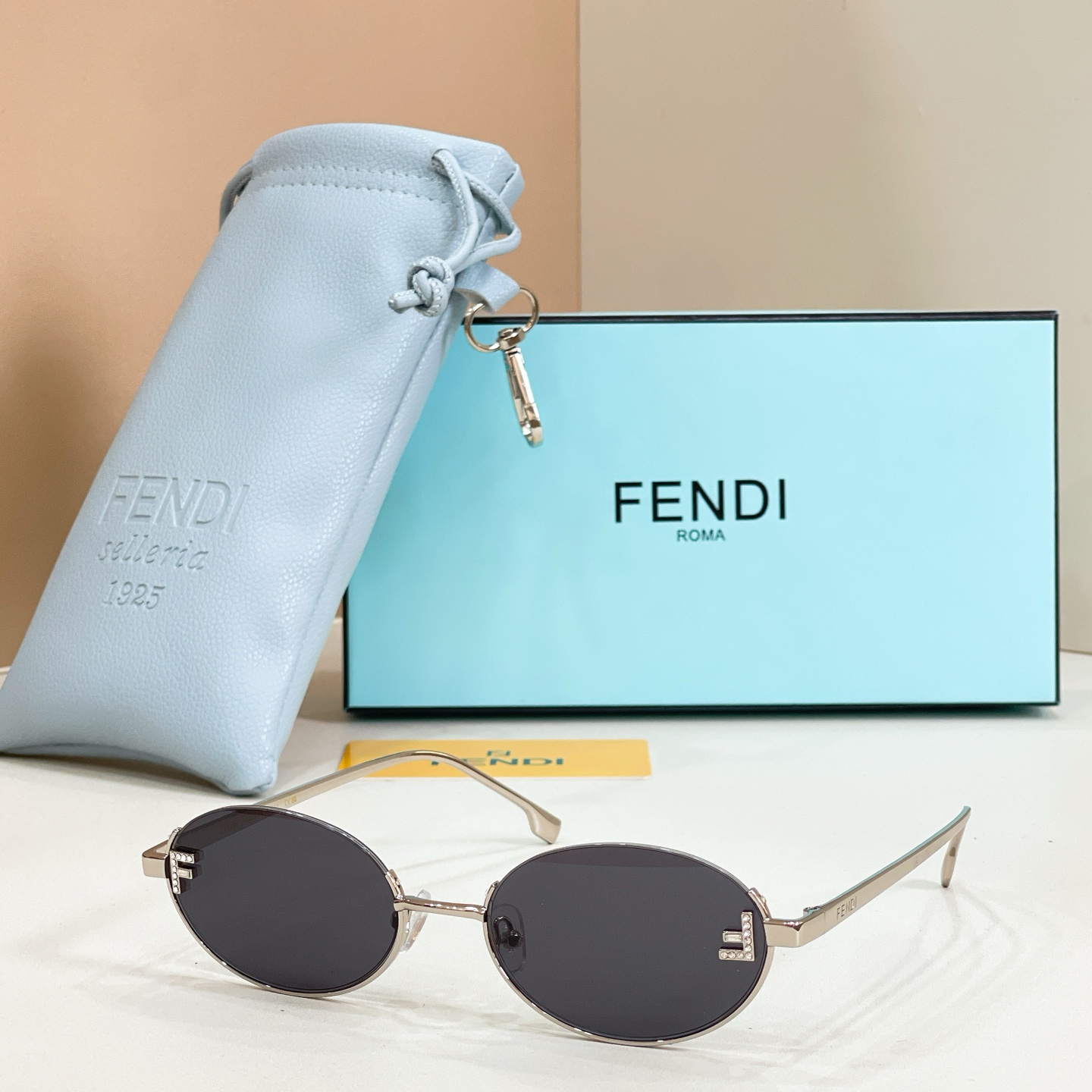 FENDI✨✨✨MODEL：FE 4103✨✨ SIZE：55口19-145✨✨✨