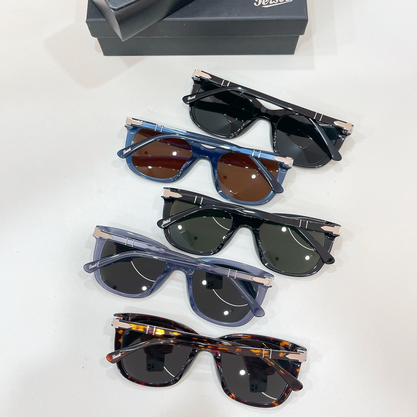Persol🌟🌟🌟MODEL：3372-S🌟🌟🌟SIZE：53口21-145🌟🌟🌟