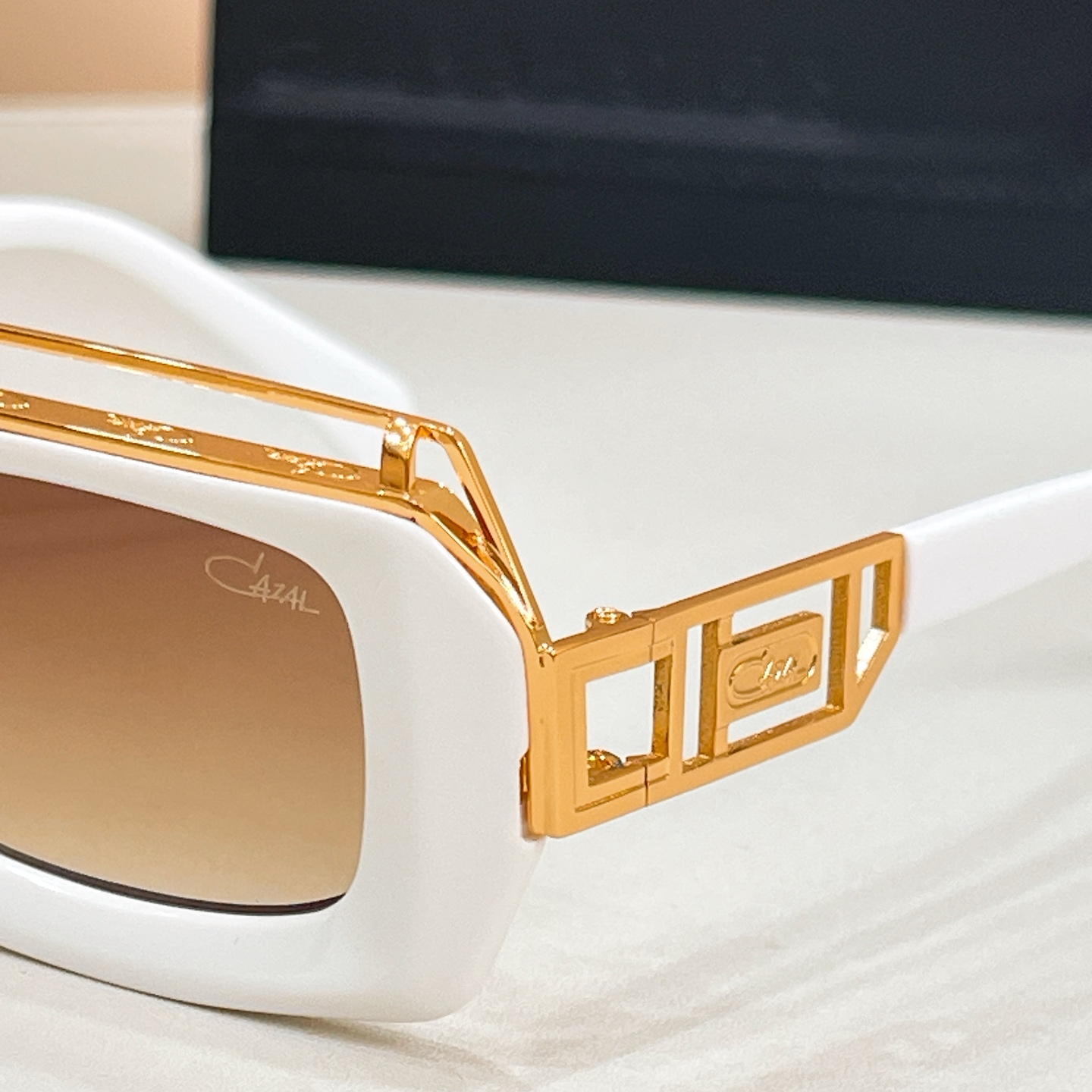 Cazal✨✨✨MODEL：MOD.8517✨✨✨ SIZE：50口18-145✨ ✨ ✨