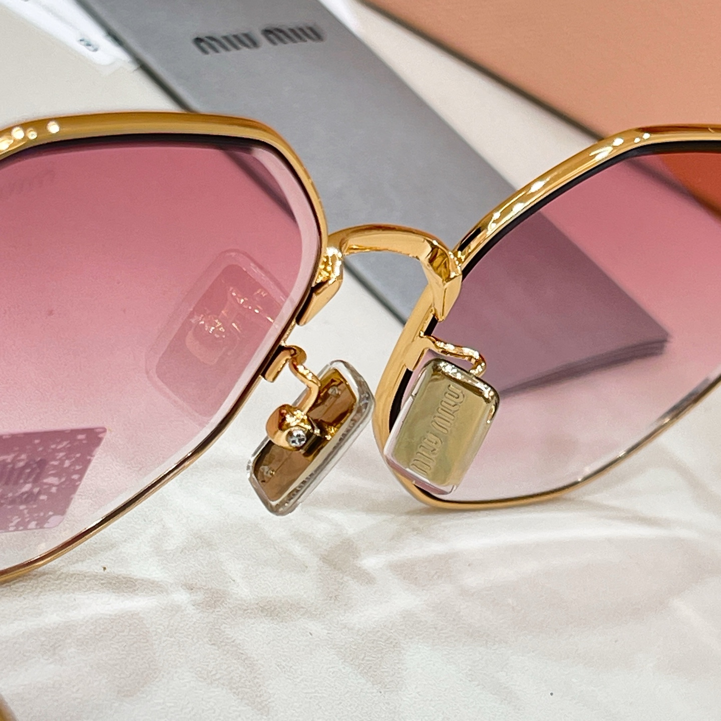MIU M*🎀🎀🎀MODEL: SMUB57S🎀🎀🎀SIZE：58口19-140🎀🎀🎀