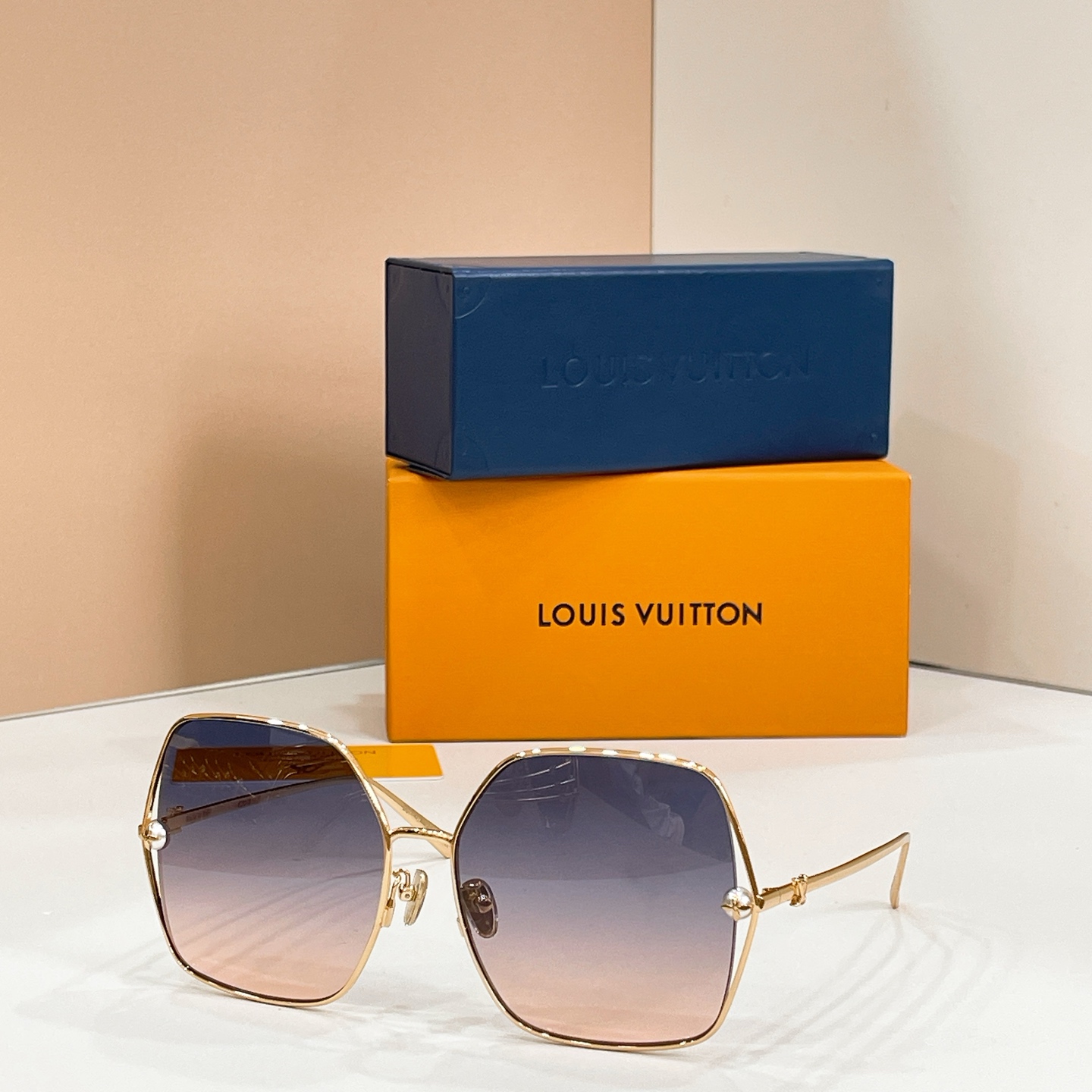 LOUIS VUITTO*✨✨✨MODEL：Z2994U✨✨✨ SIZE：62口16-140✨✨✨