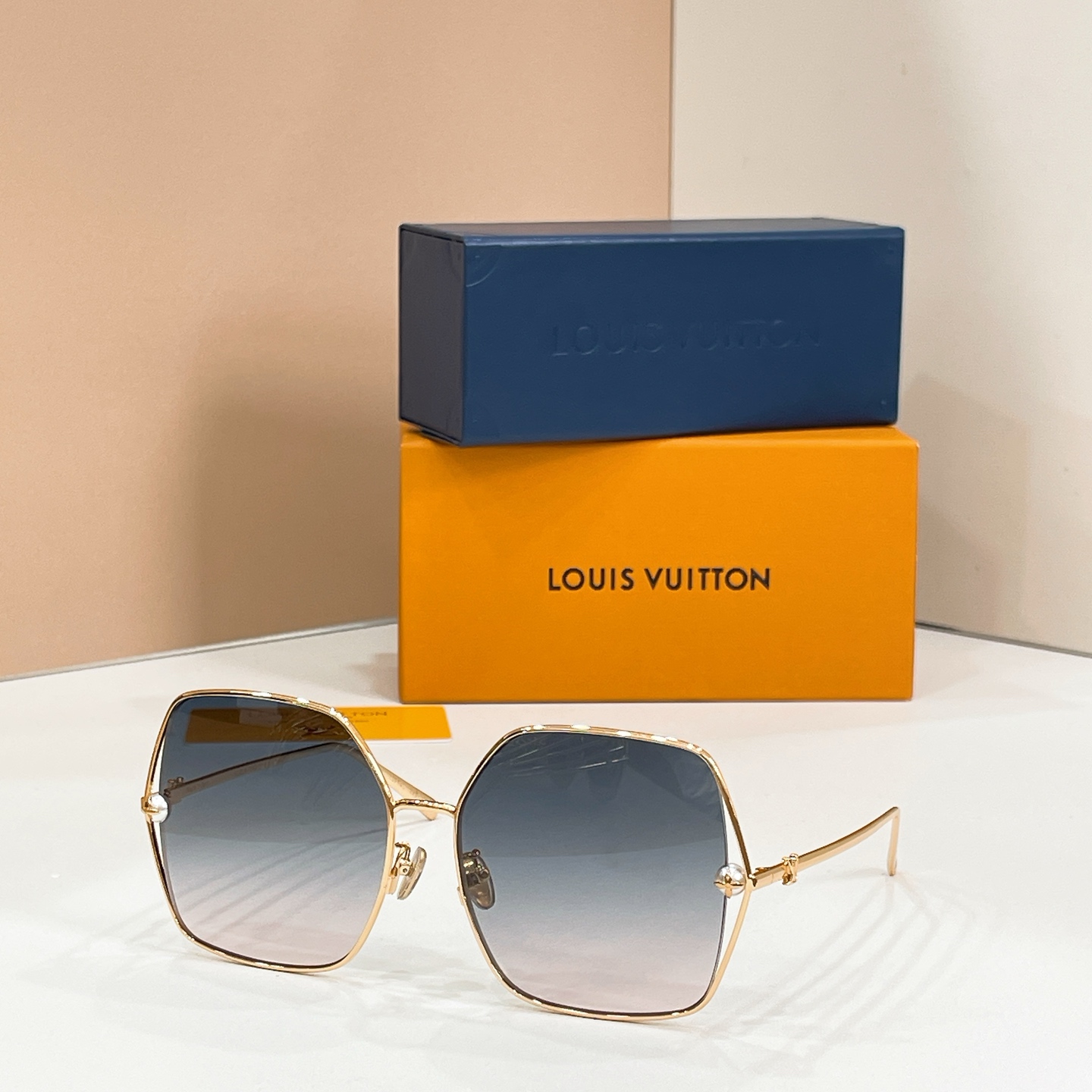 LOUIS VUITTO*✨✨✨MODEL：Z2994U✨✨✨ SIZE：62口16-140✨✨✨