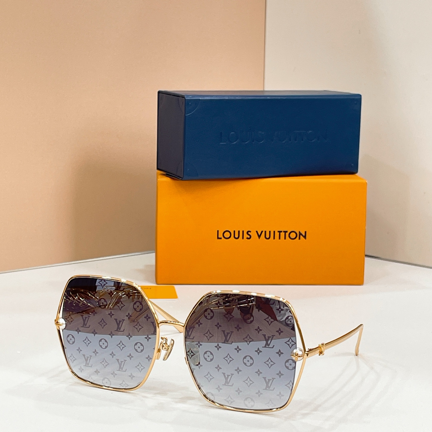 LOUIS VUITTO*✨✨✨MODEL：Z2994U✨✨✨ SIZE：62口16-140✨✨✨