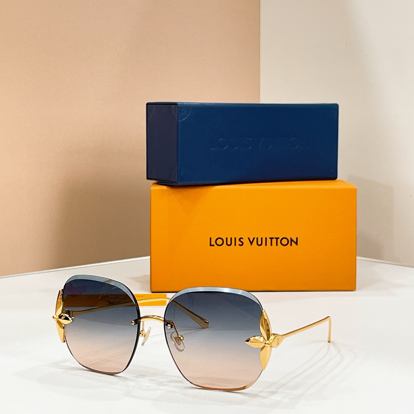LOUIS VUITTO*✨✨✨MODEL：Z3169U✨✨✨ SIZE：63口17-140✨✨✨