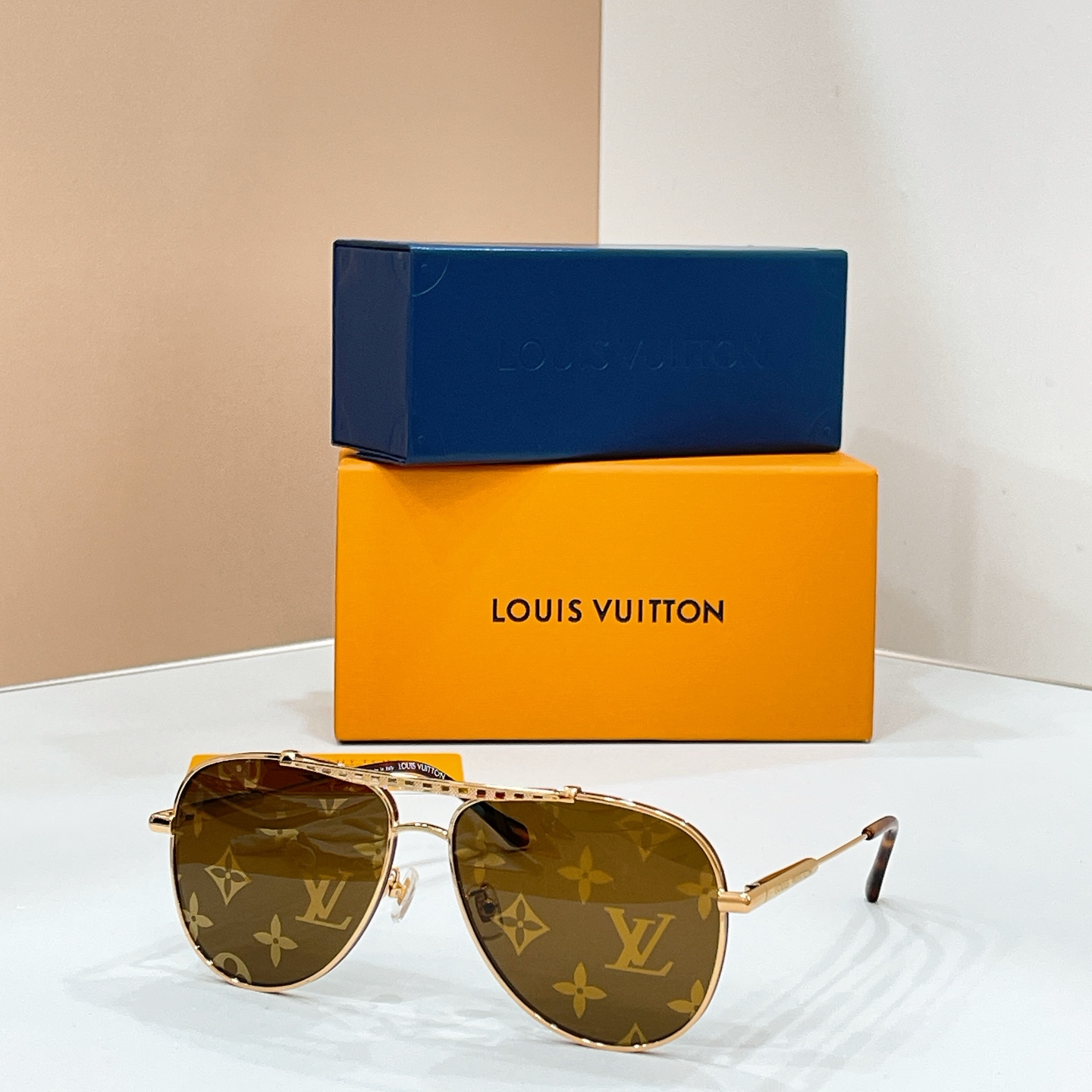 LOUIS VUITTO*✨✨✨MODEL：Z40190W ✨✨✨ SIZE：60口16-145✨✨✨