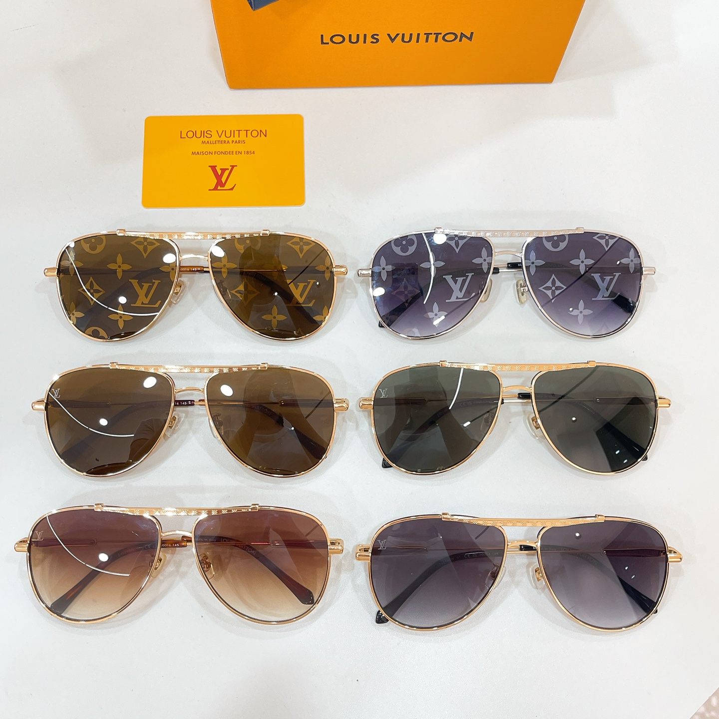 LOUIS VUITTO*✨✨✨MODEL：Z40190W ✨✨✨ SIZE：60口16-145✨✨✨