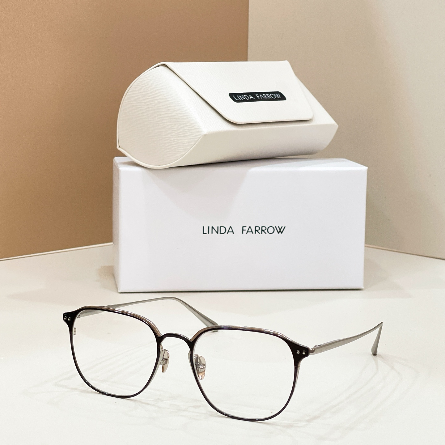 LINDA FARRO*🌟🌟🌟MODEL：LFL/1511🌟🌟🌟SIZE:53口19-145🌟🌟🌟钛～～