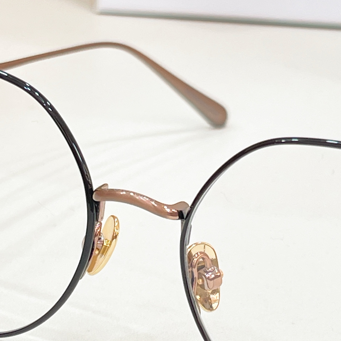 LINDA FARRO*🌟🌟🌟MODEL：LFL/1521🌟🌟🌟SIZE:54口17-145🌟🌟🌟钛～～