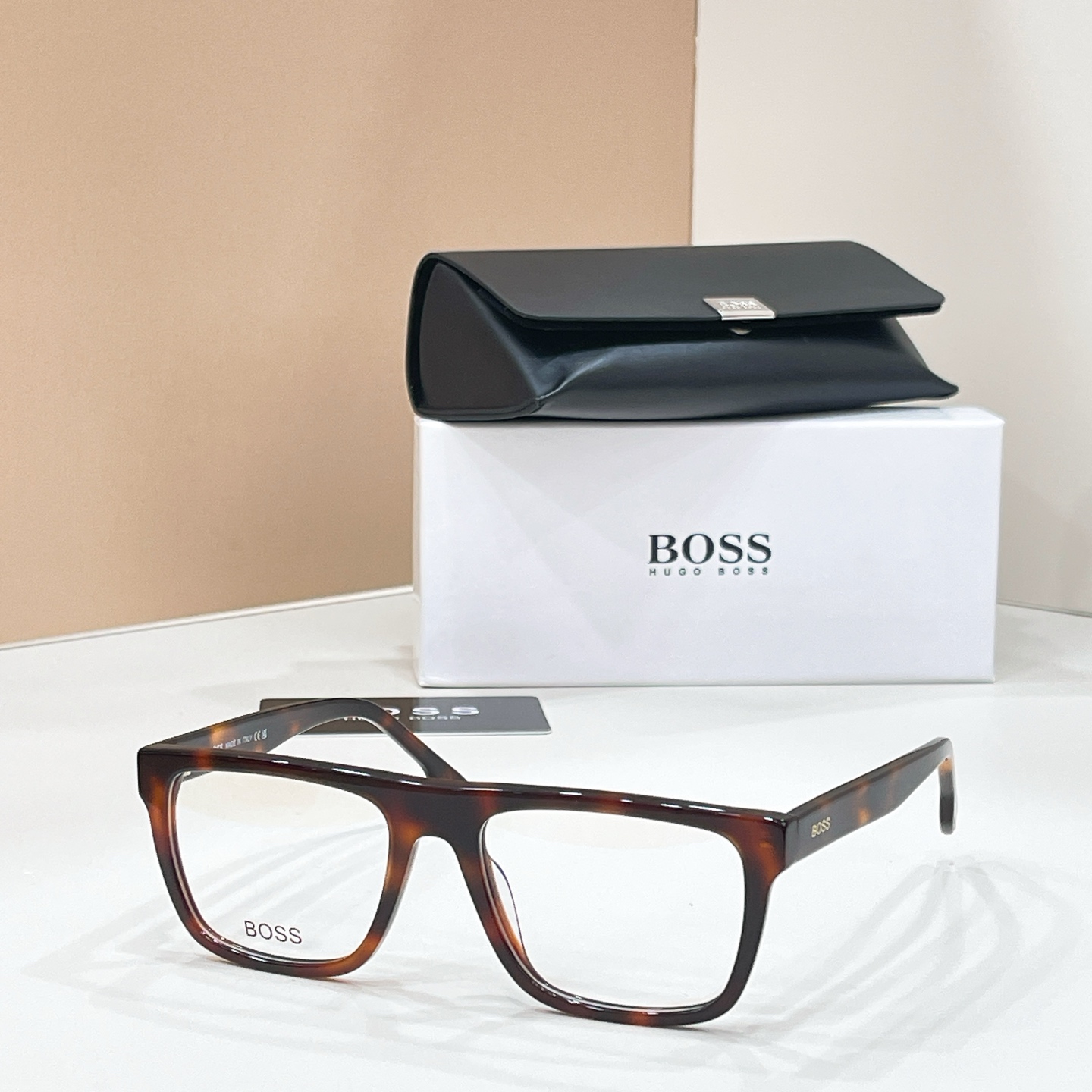 BOSS✨✨✨MODEL: Boss 1652✨✨✨SIZE：54口18-145✨✨✨