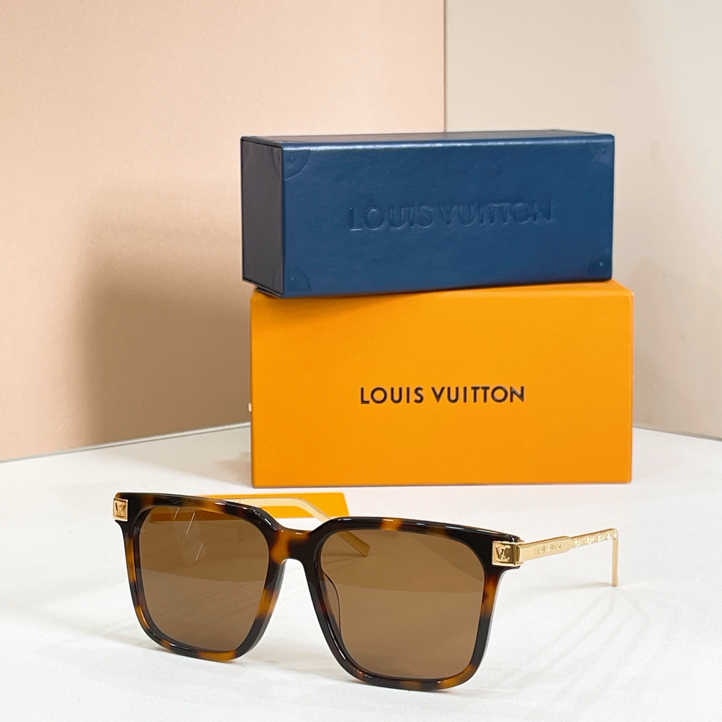 LOUIS VUITTO*✨✨✨MODEL：Z1667E✨✨✨ SIZE：58口16-145✨✨✨