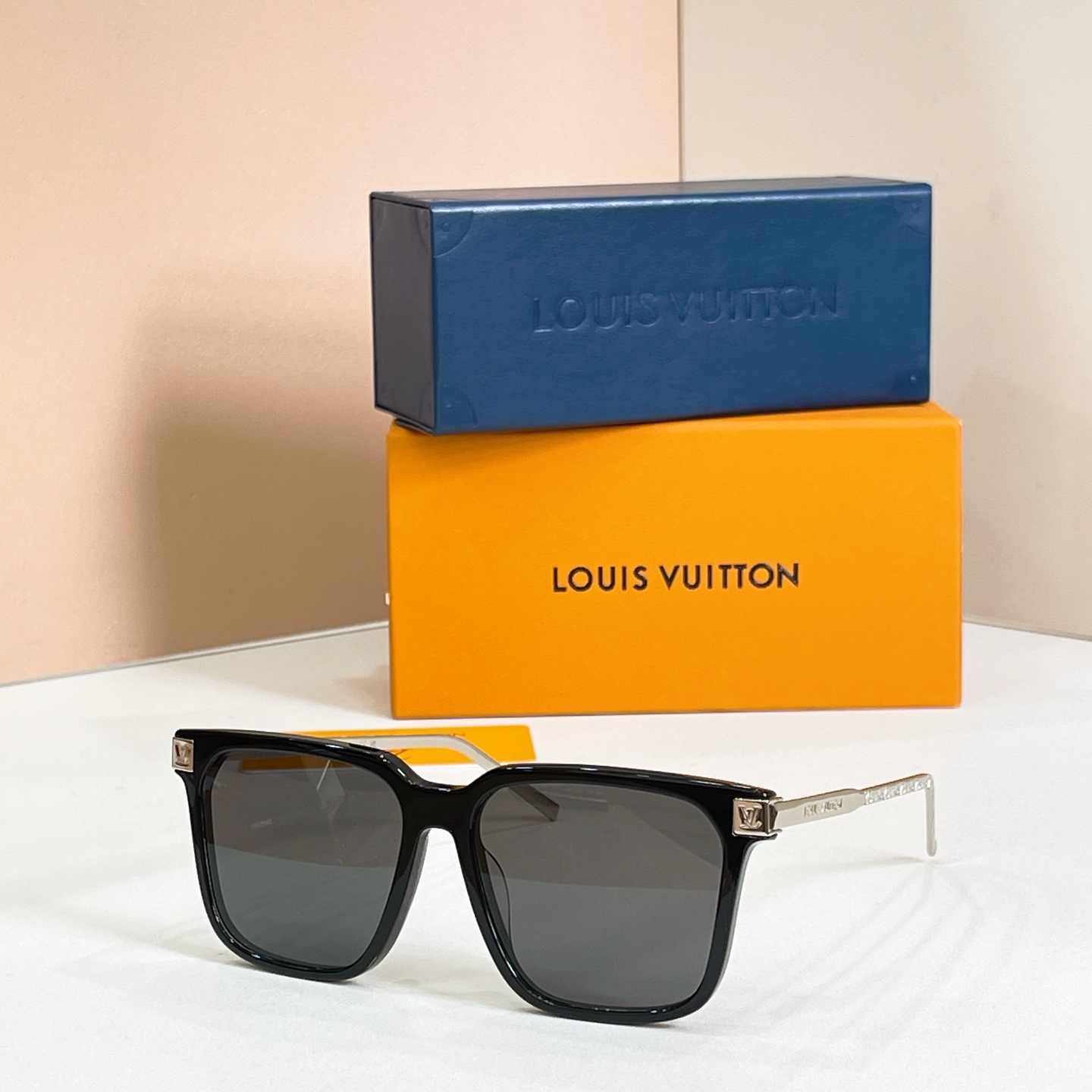 LOUIS VUITTO*✨✨✨MODEL：Z1667E✨✨✨ SIZE：58口16-145✨✨✨