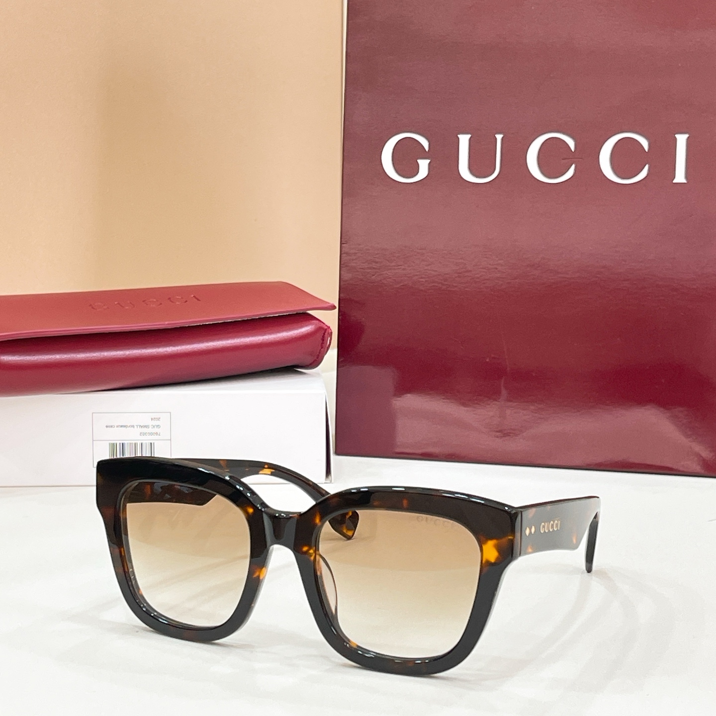 GUCC*🐝🐝🐝MODEL：GG1557S 🐝🐝🐝SIZE：54口22-145🐝🐝