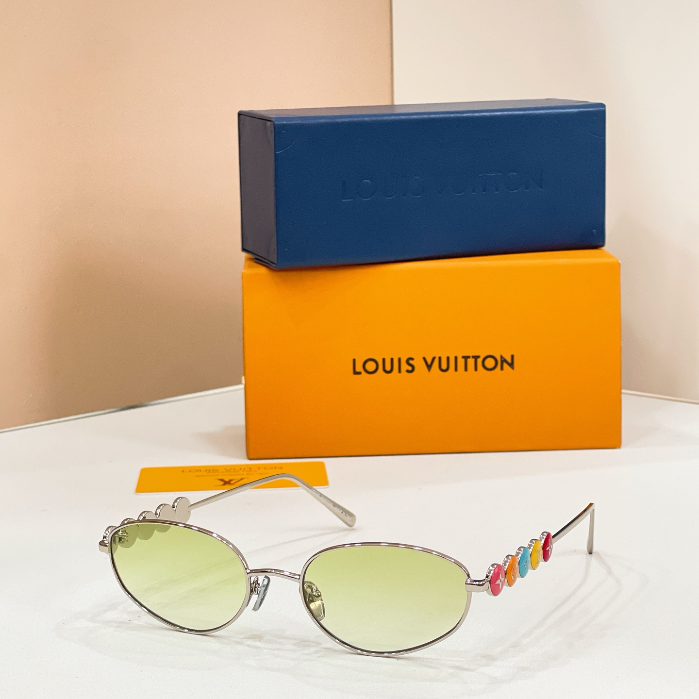 LOUIS VUITTO*✨✨✨MODEL：Z3179U✨✨✨ SIZE：55口20-140✨✨✨