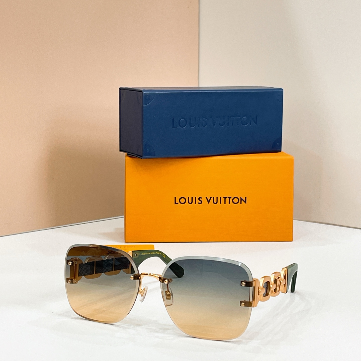 LOUIS VUITTO*✨✨✨MODEL：Z2056U✨✨✨ SIZE：65口17-145✨✨✨