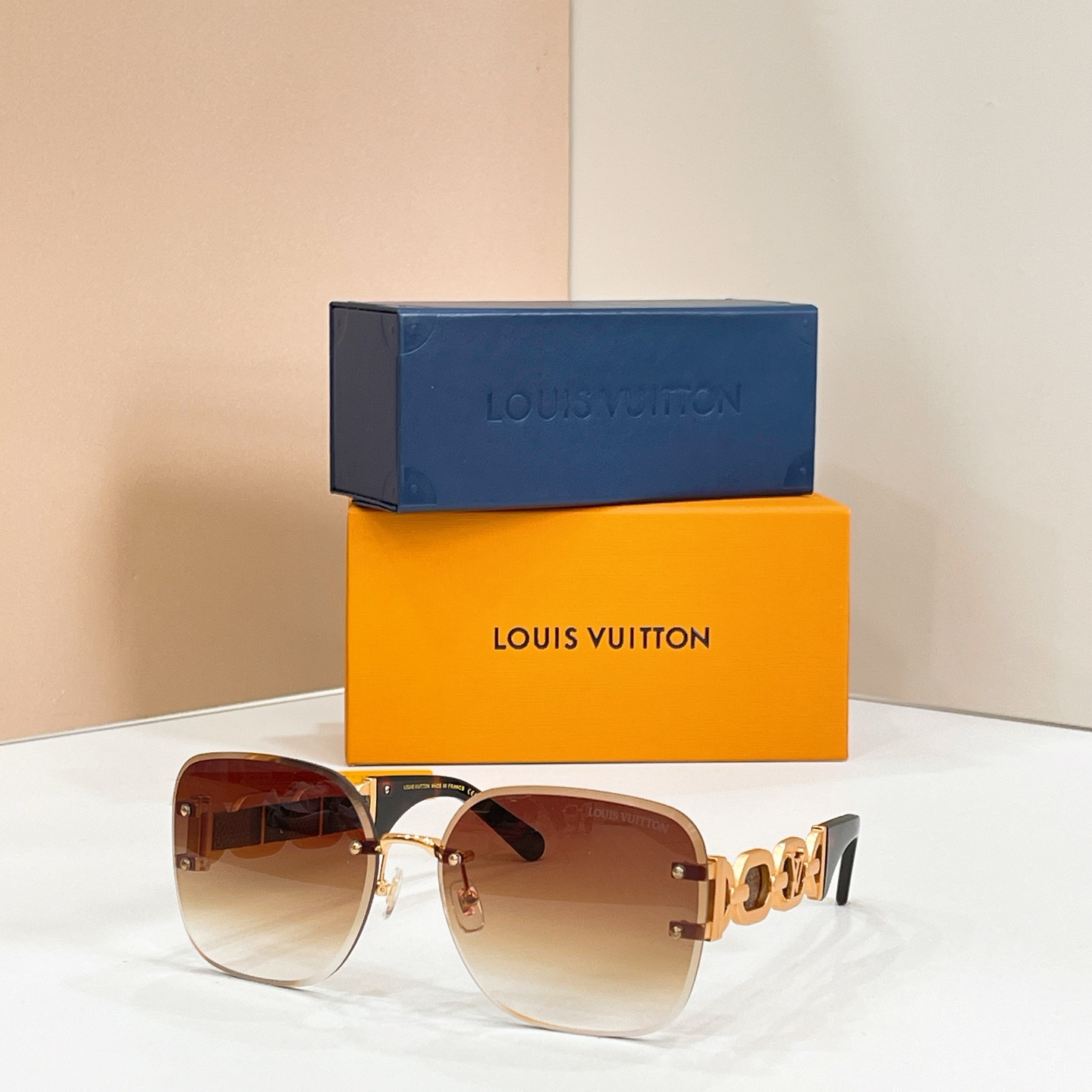 LOUIS VUITTO*✨✨✨MODEL：Z2056U✨✨✨ SIZE：65口17-145✨✨✨