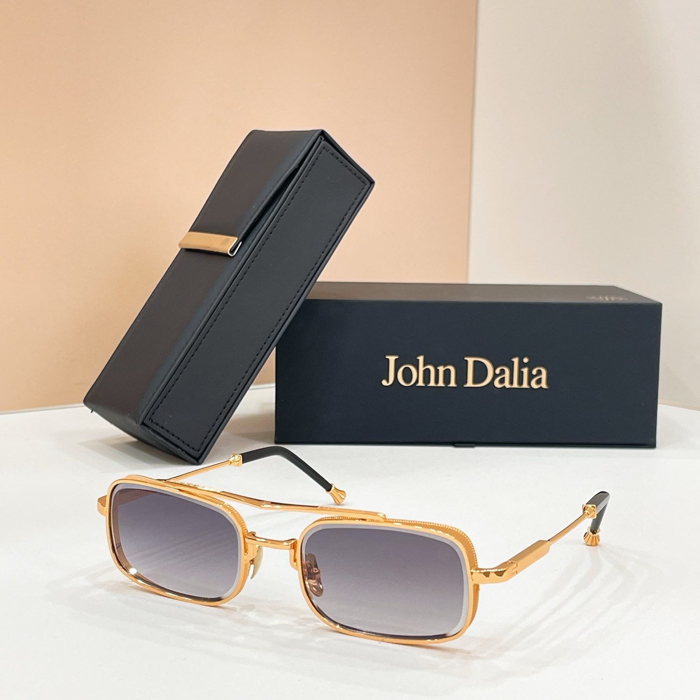 John Daila🌟🌟🌟MODEL: ANTHEKY🌟🌟🌟SIZE: 55口22-145🌟🌟🌟