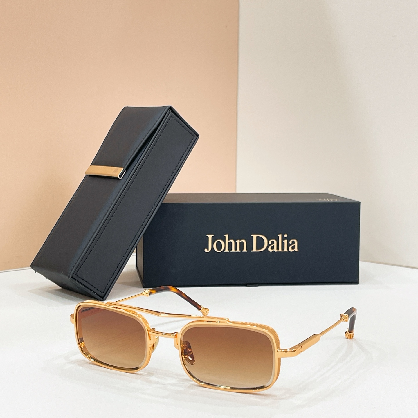 John Daila🌟🌟🌟MODEL: ANTHEKY🌟🌟🌟SIZE: 55口22-145🌟🌟🌟