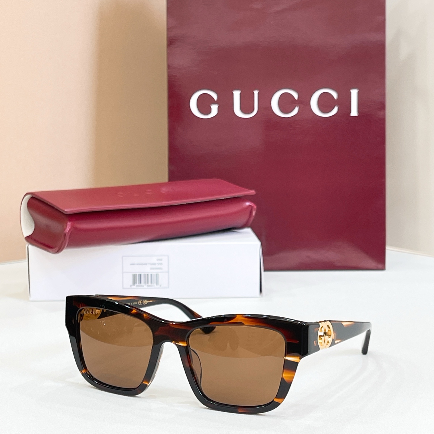 GUCC*🐝🐝🐝MODEL：GG2124O🐝🐝🐝SIZE：52口18-135🐝🐝