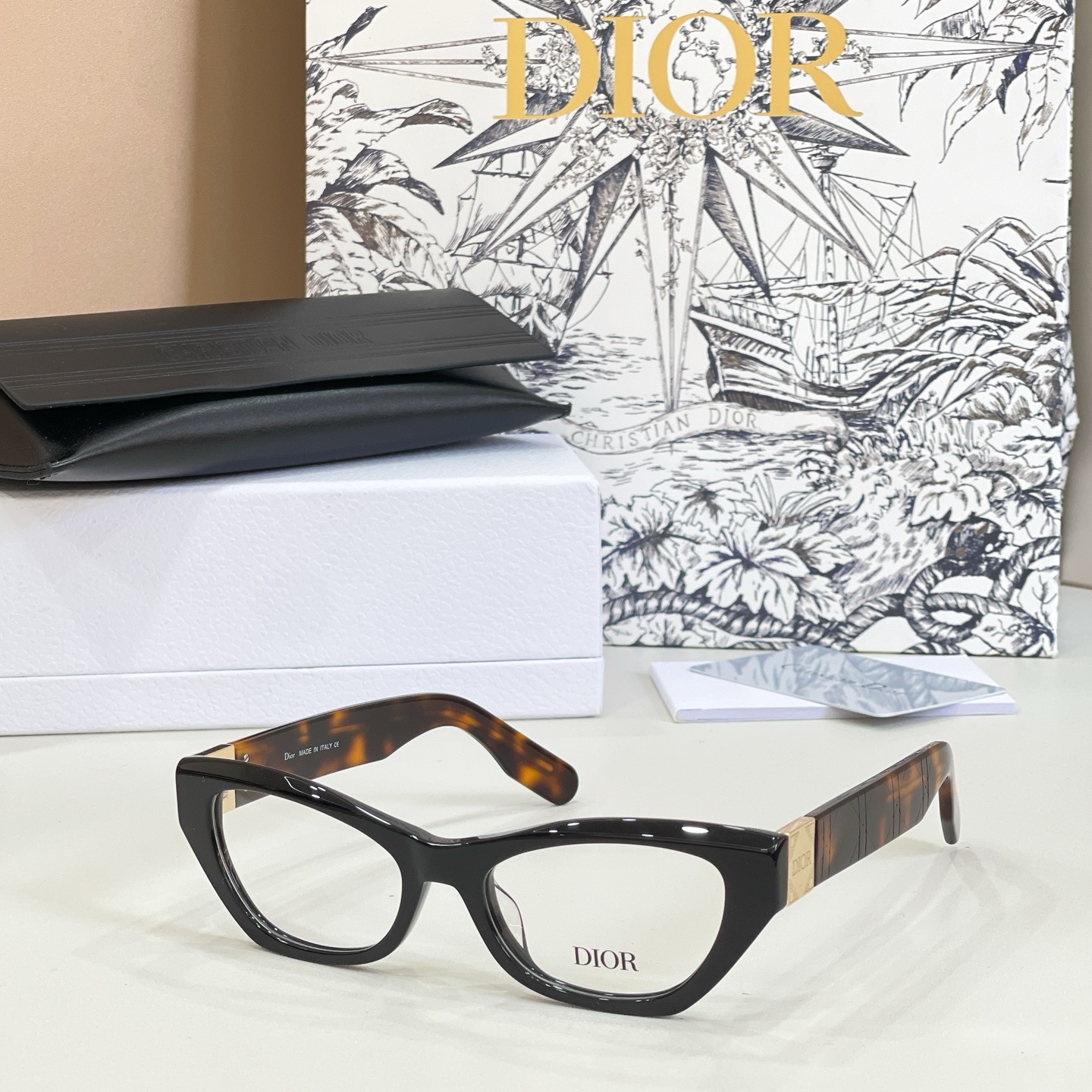 DIOR очки из ацетата кошачий глаз черная оправа