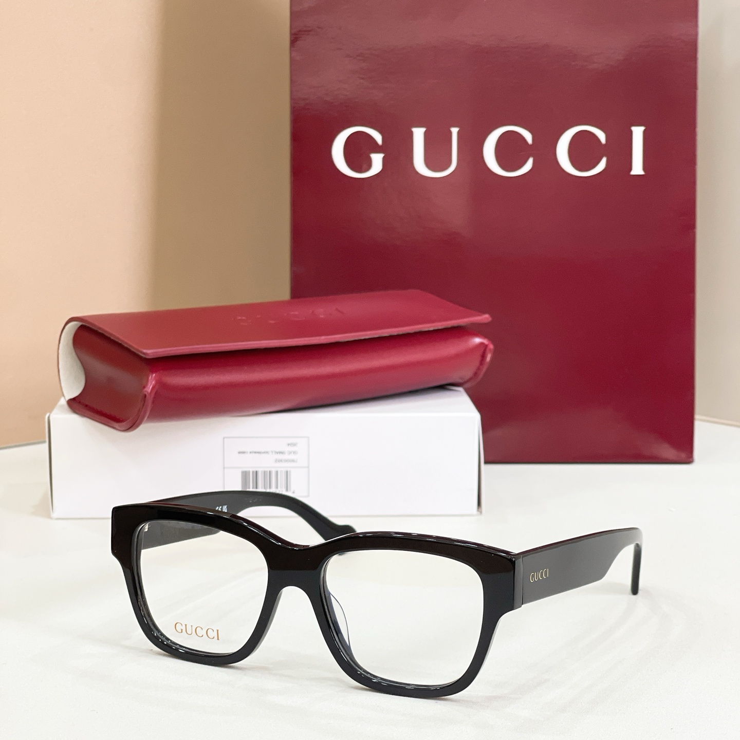 Lunettes de vue GUCCI en acétate, forme carrée, monture intégrale