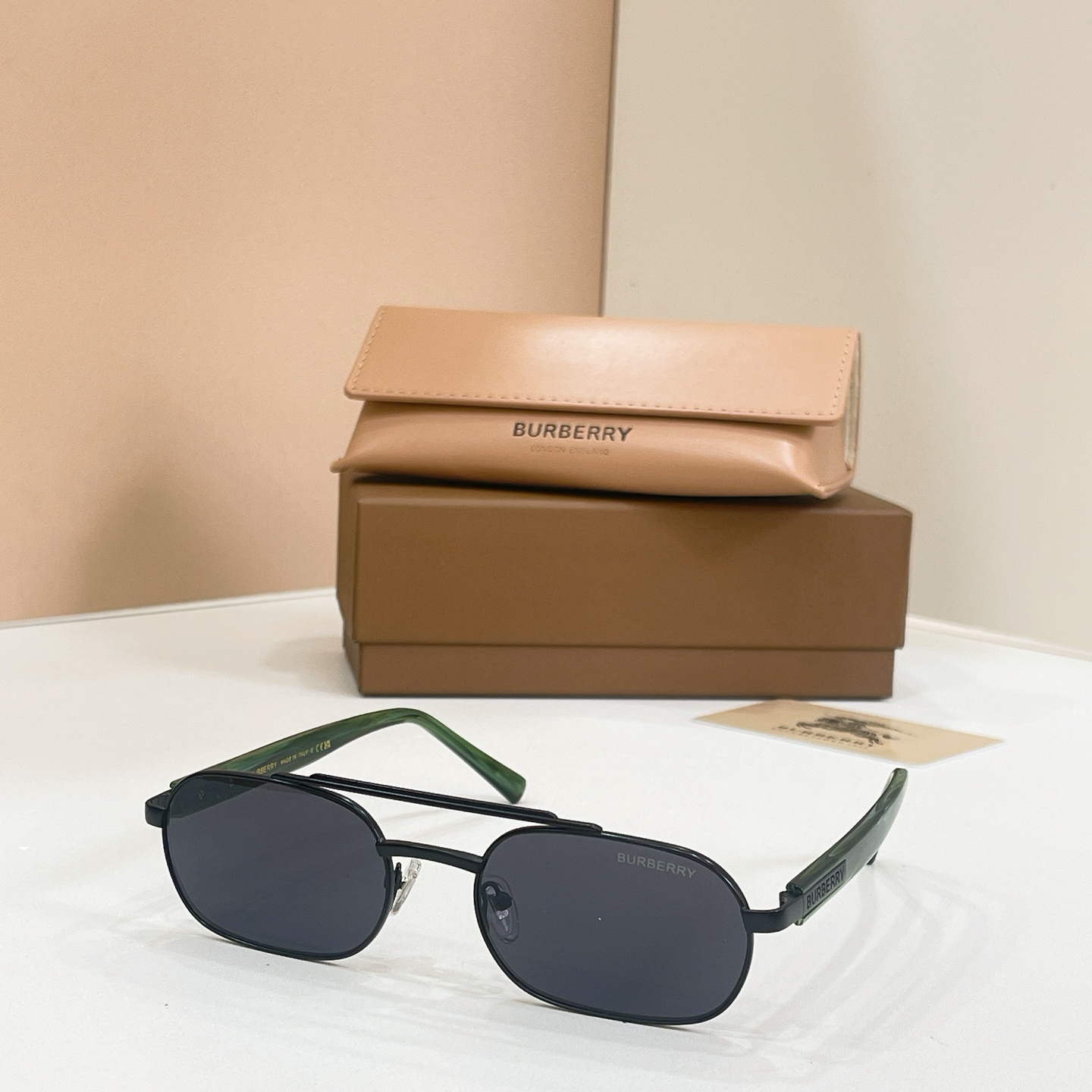 Burberry BURBERR* MODEL：BE 2246 SIZE：57口20-145