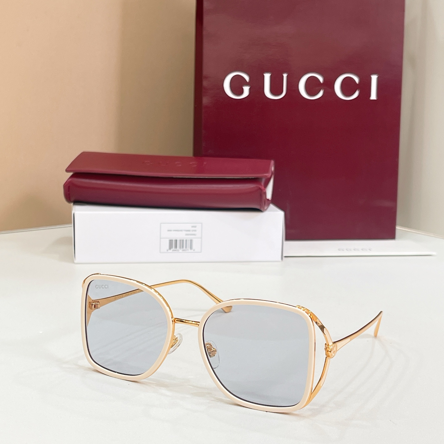 Gucci 14016073Gucci MODEL：GG2180S SIZE：56口19-140