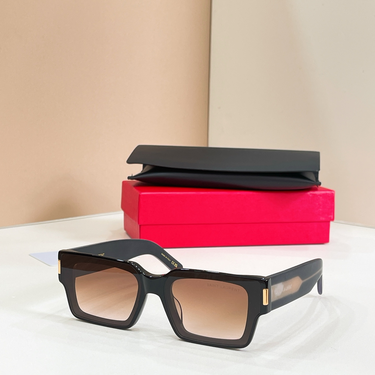 Saint Laurent 13015043Saint Laurent MODEL：SL M249 SIZE：61口15-148