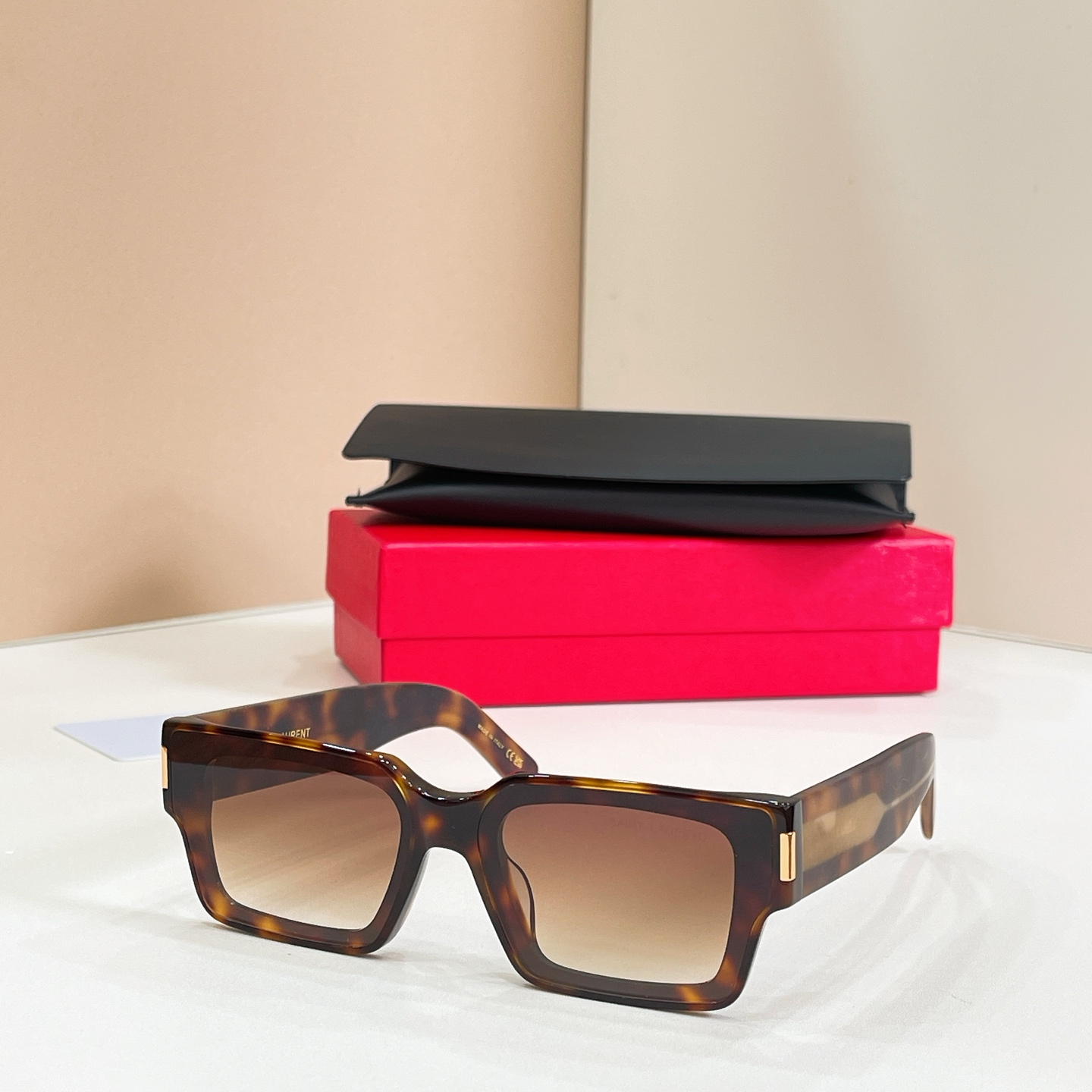 Saint Laurent 13015043Saint Laurent MODEL：SL M249 SIZE：61口15-148