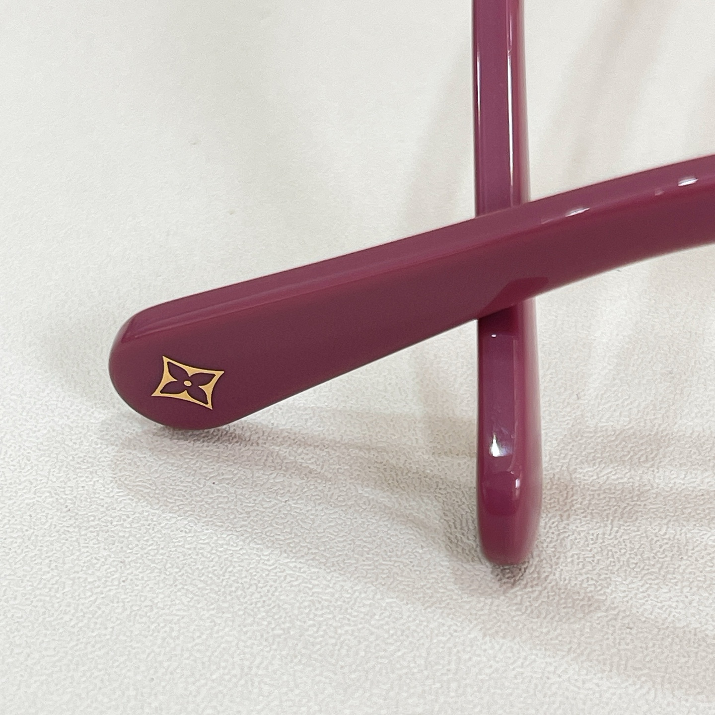 Louis Vuitton LOUIS VUITTO* MODEL：Z2690U SIZE：59口18-145