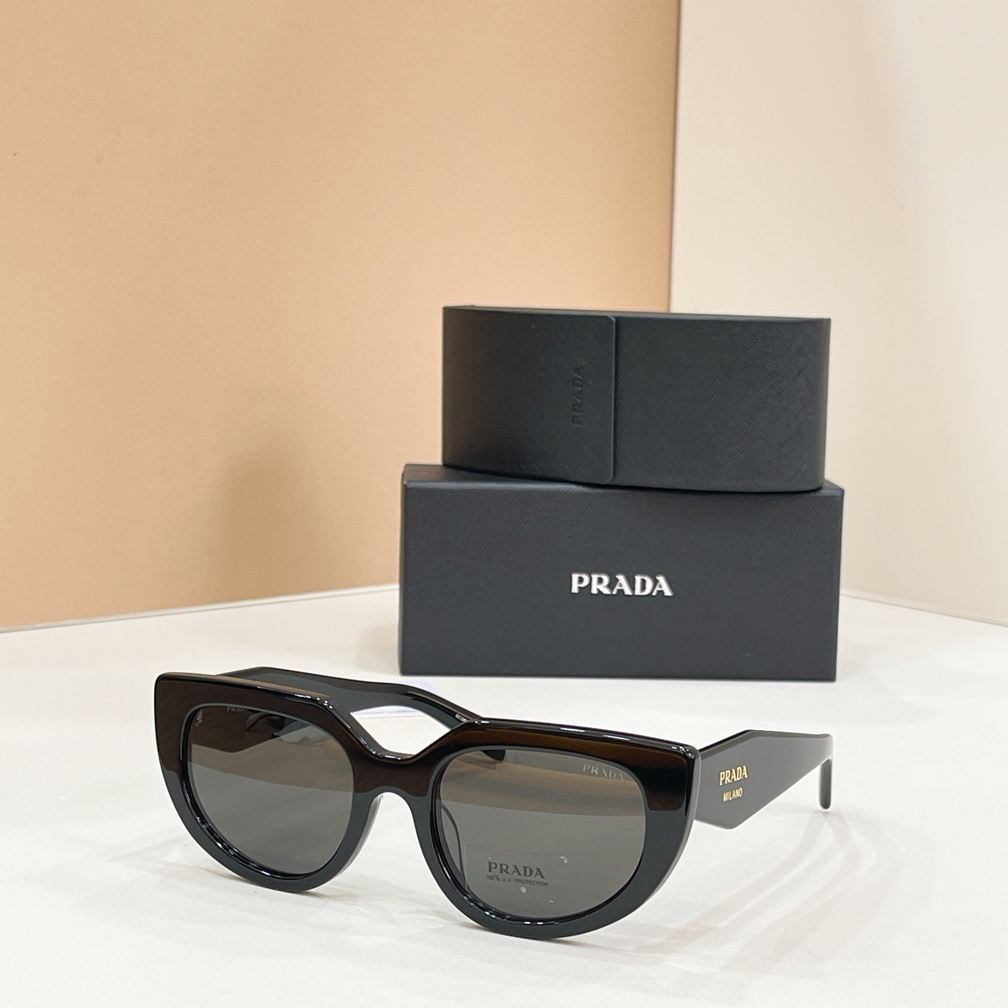 Prada 13015073PRAD* MODEL：PR D02SF SIZE：53口22-140