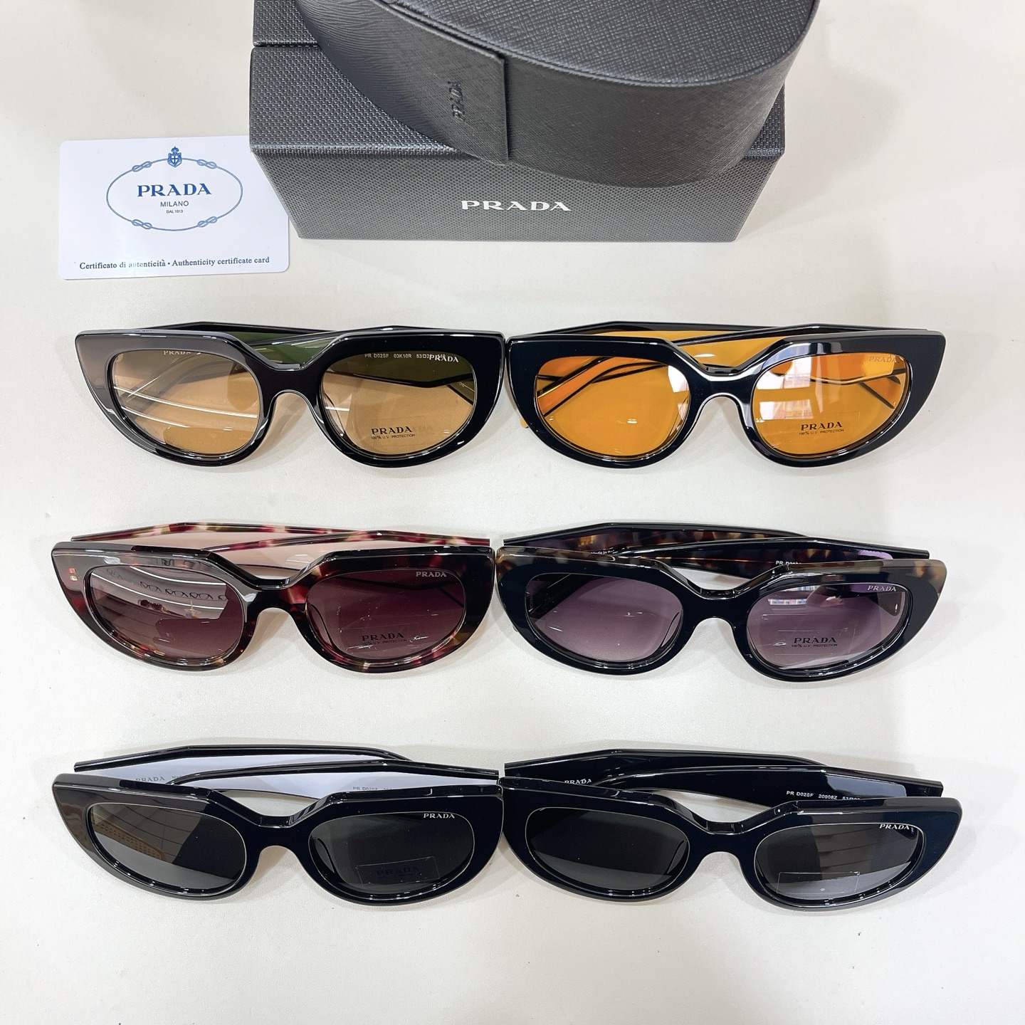 Prada 13015073PRAD* MODEL：PR D02SF SIZE：53口22-140