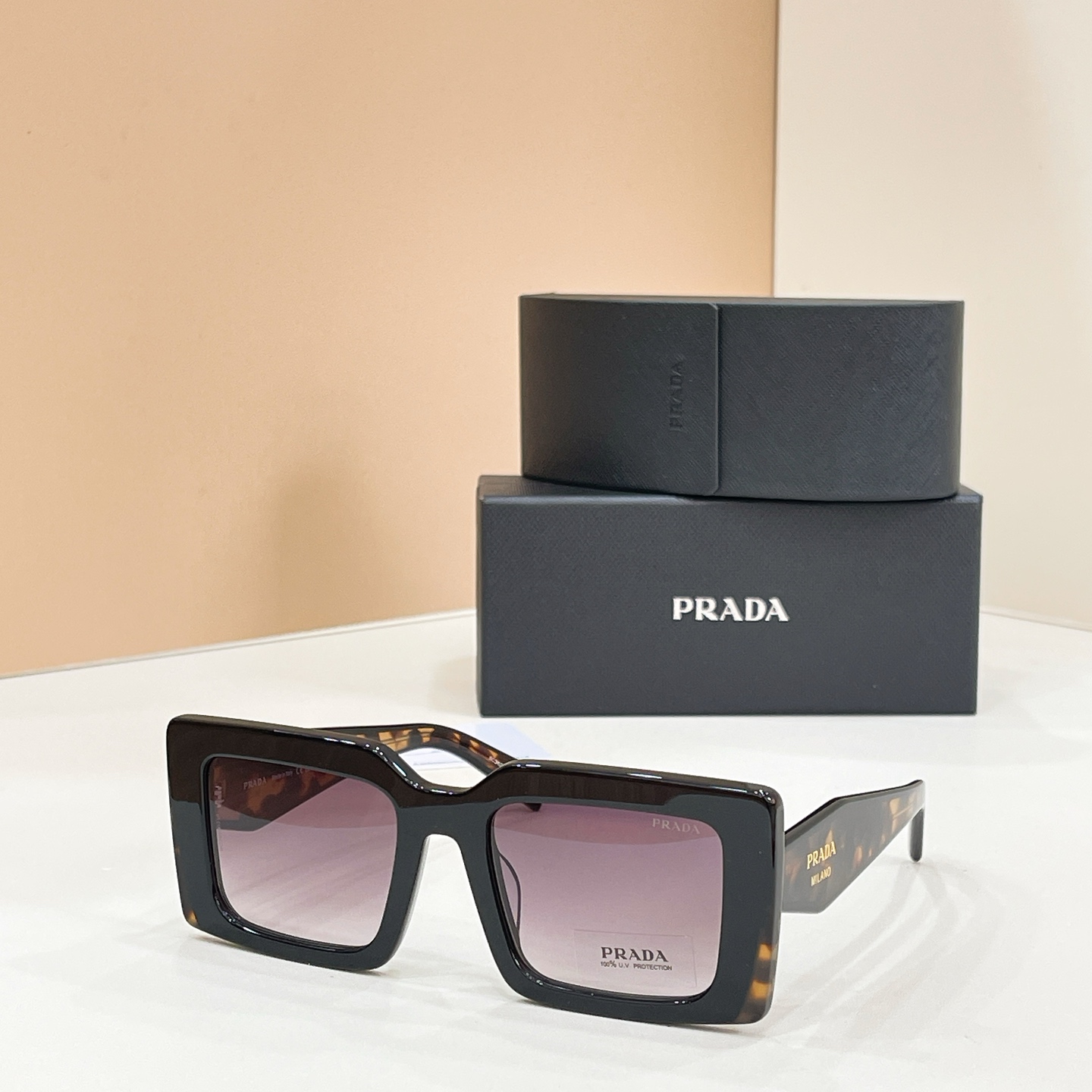 Prada 13015046PRAD* MODEL：PR D01SF SIZE：52口22-140