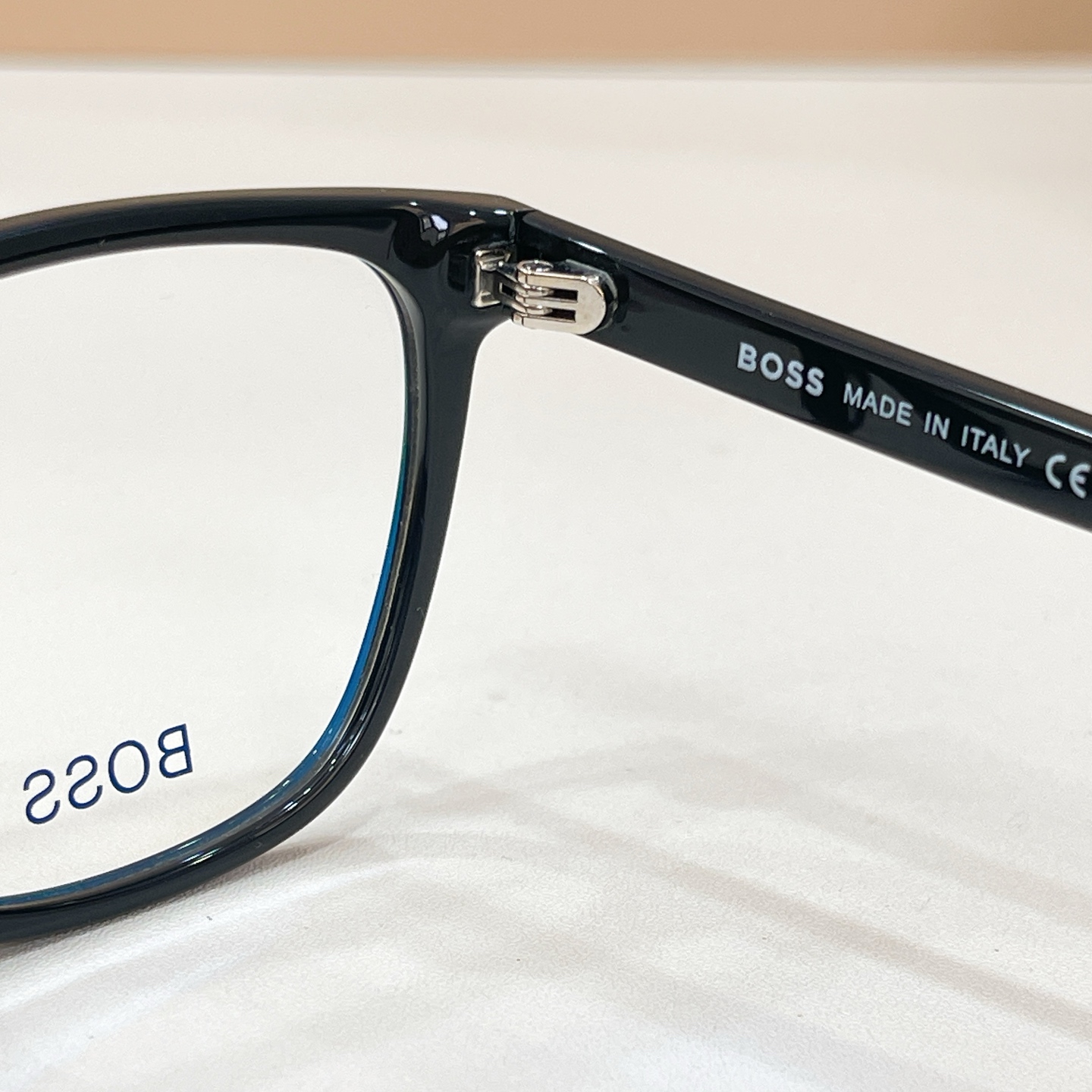 Unknown BOSS MODEL: Boss 1679 SIZE：53口18-145