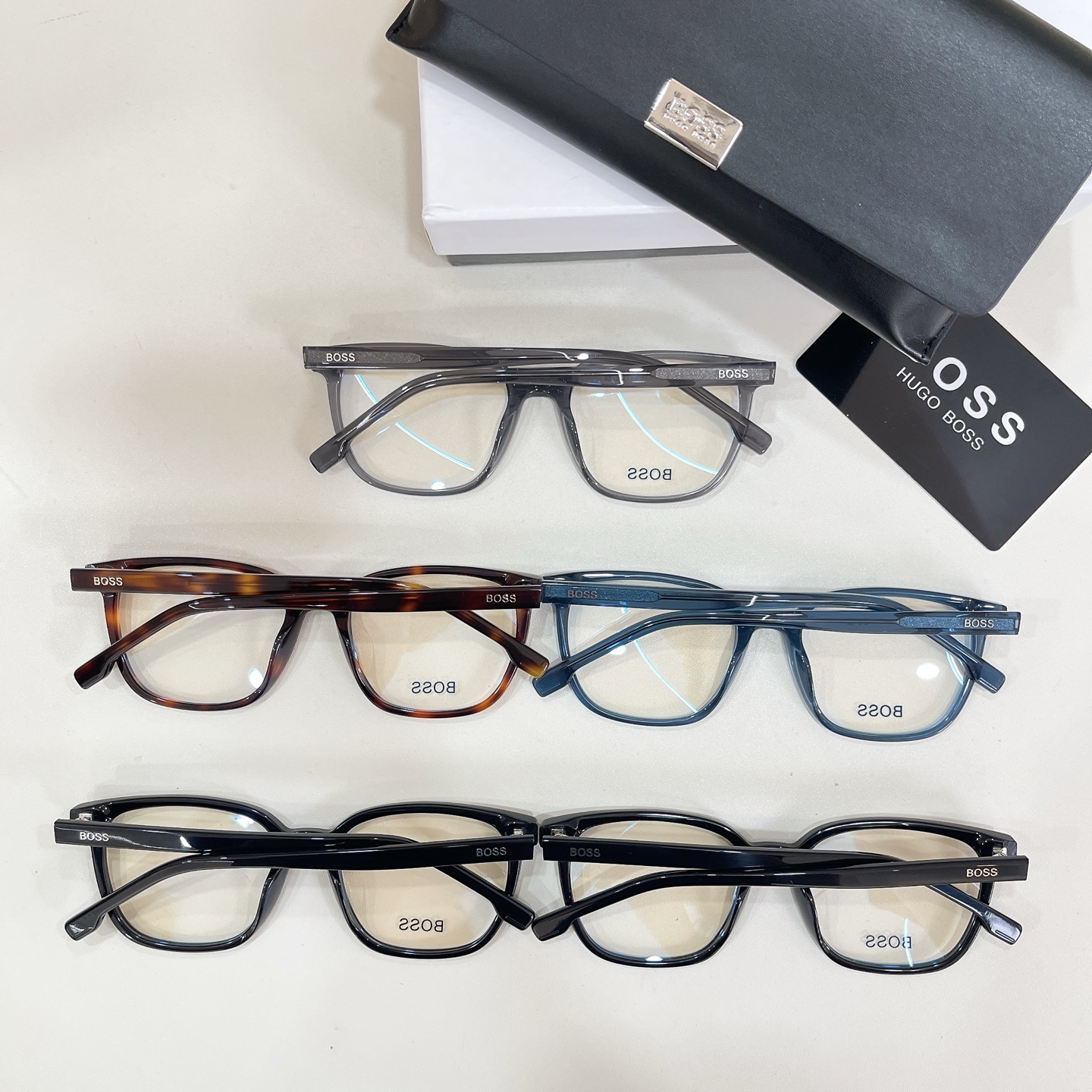 BOSS✨✨✨MODEL: Boss 1679✨✨✨SIZE：53口18-145✨✨✨