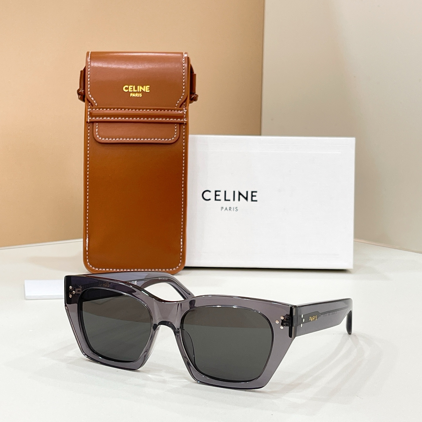 Celine 09012076CELIN* MODEL: CL40342I SIZE:53口18-145