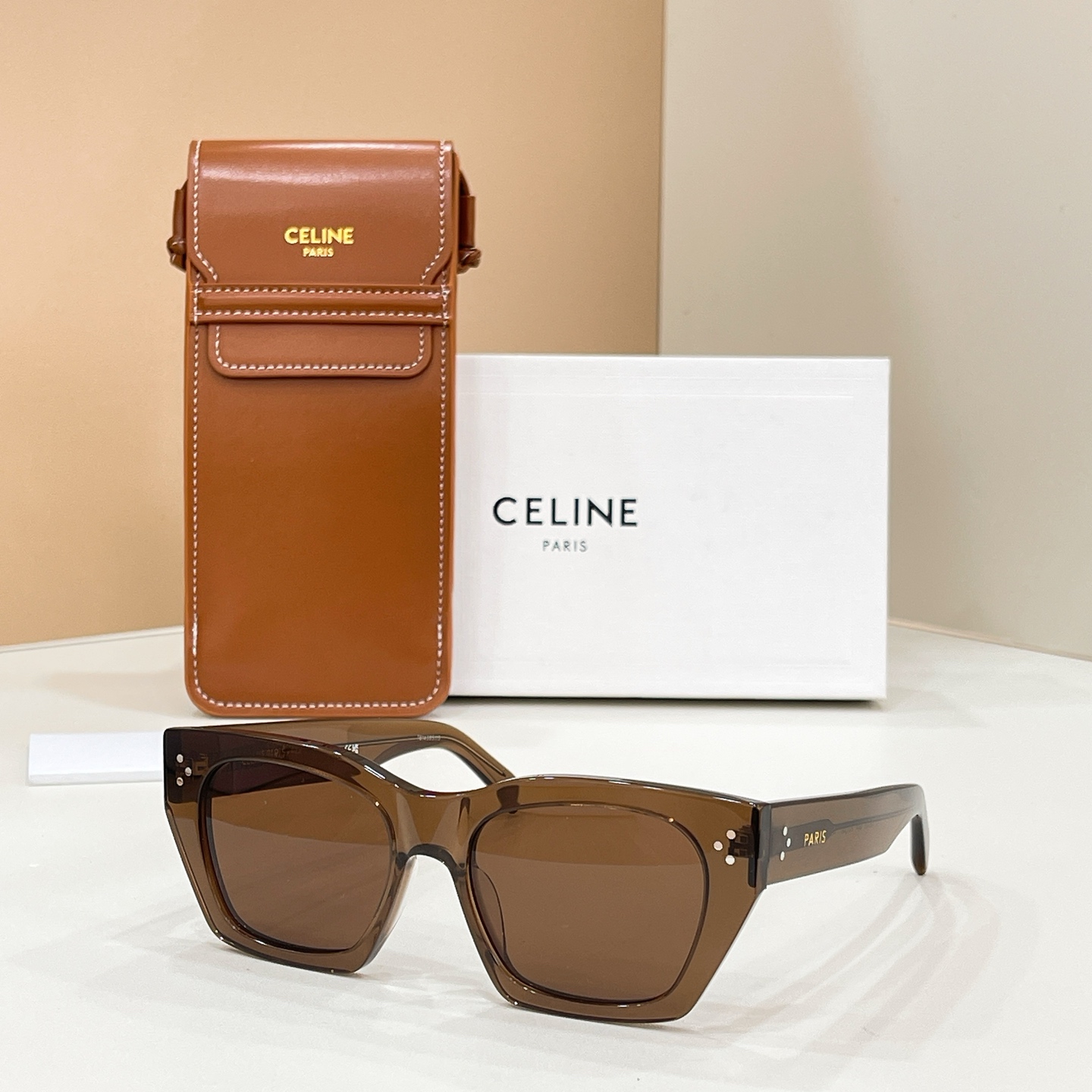 Celine 09012076CELIN* MODEL: CL40342I SIZE:53口18-145