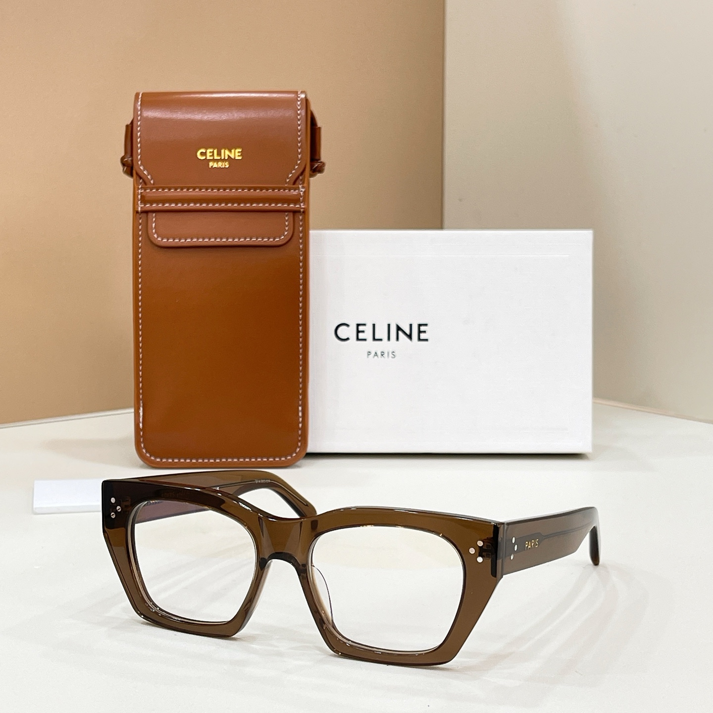 Celine 09012046CELIN* MODEL: CL40342I SIZE:53口18-145