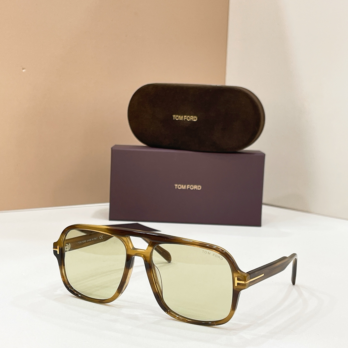 Tom Ford Tom Ford MODEL：TF884 SIZE：60口16-140