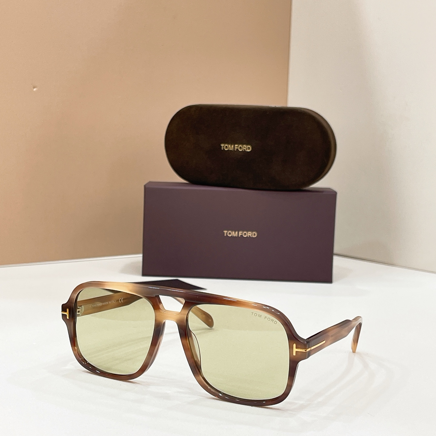 Tom Ford Tom Ford MODEL：TF884 SIZE：60口16-140