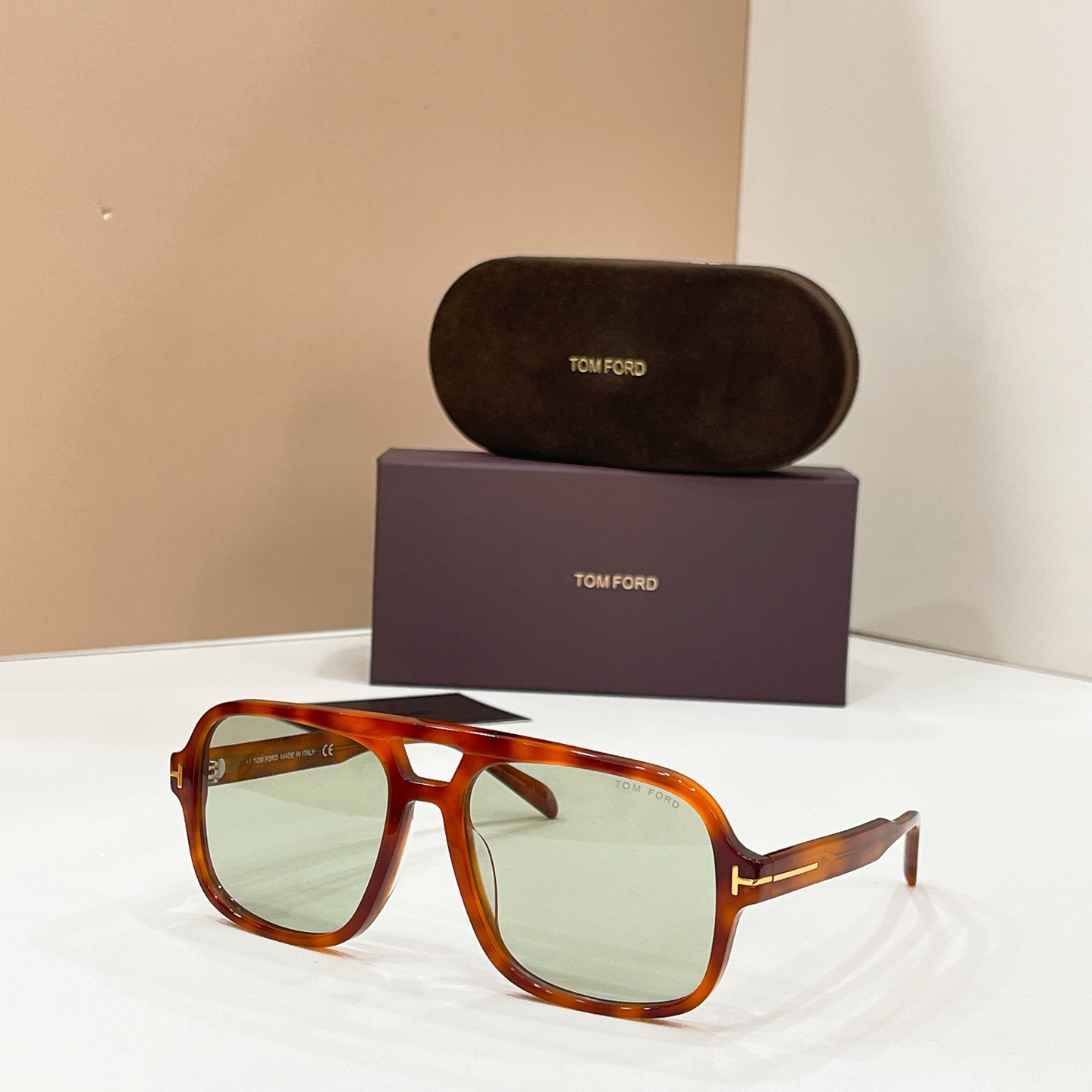 Tom Ford Tom Ford MODEL：TF884 SIZE：60口16-140