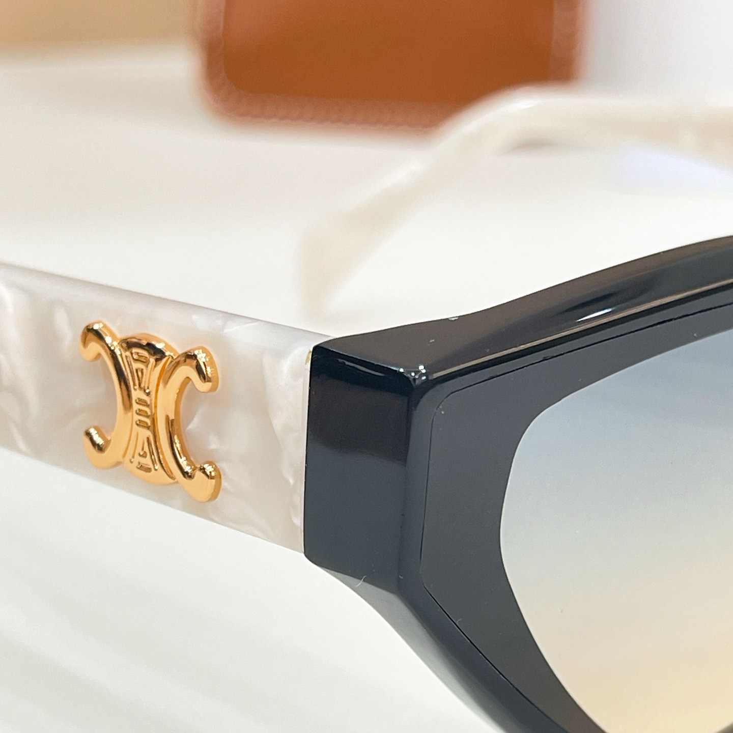 Celine CELIN* MODEL: CL2155U SIZE:54口19-145