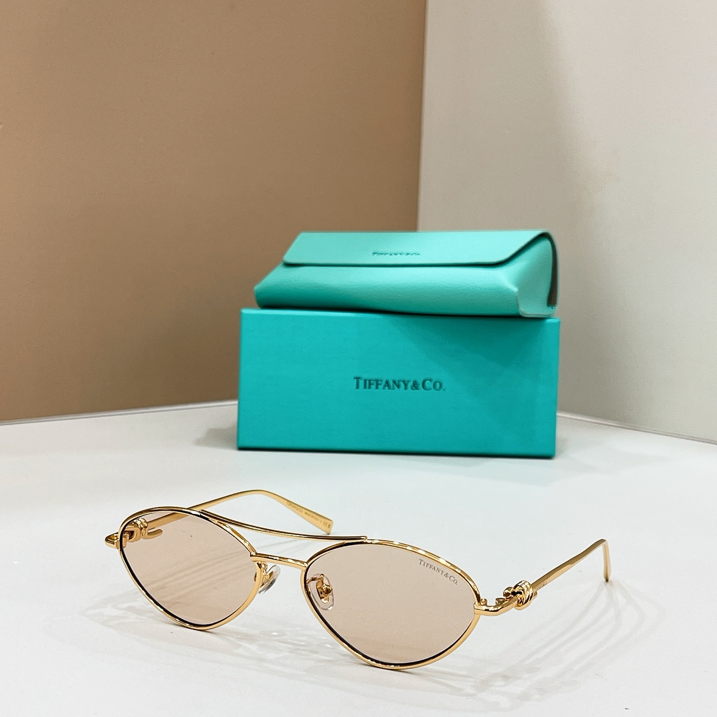 Tiffany & Co. 13015043TIFFANY&Co. MODEL：TF3117 SIZE：57口16-140