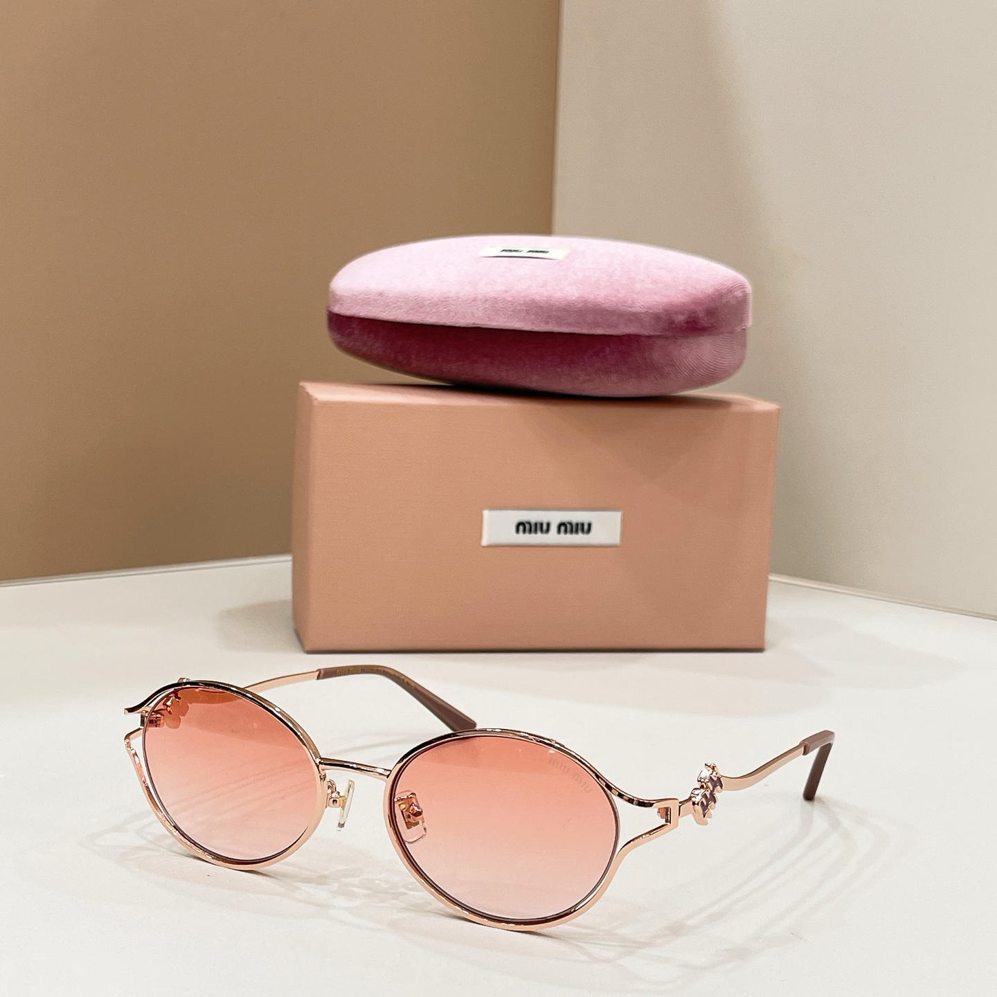 Miu Miu MIU M*