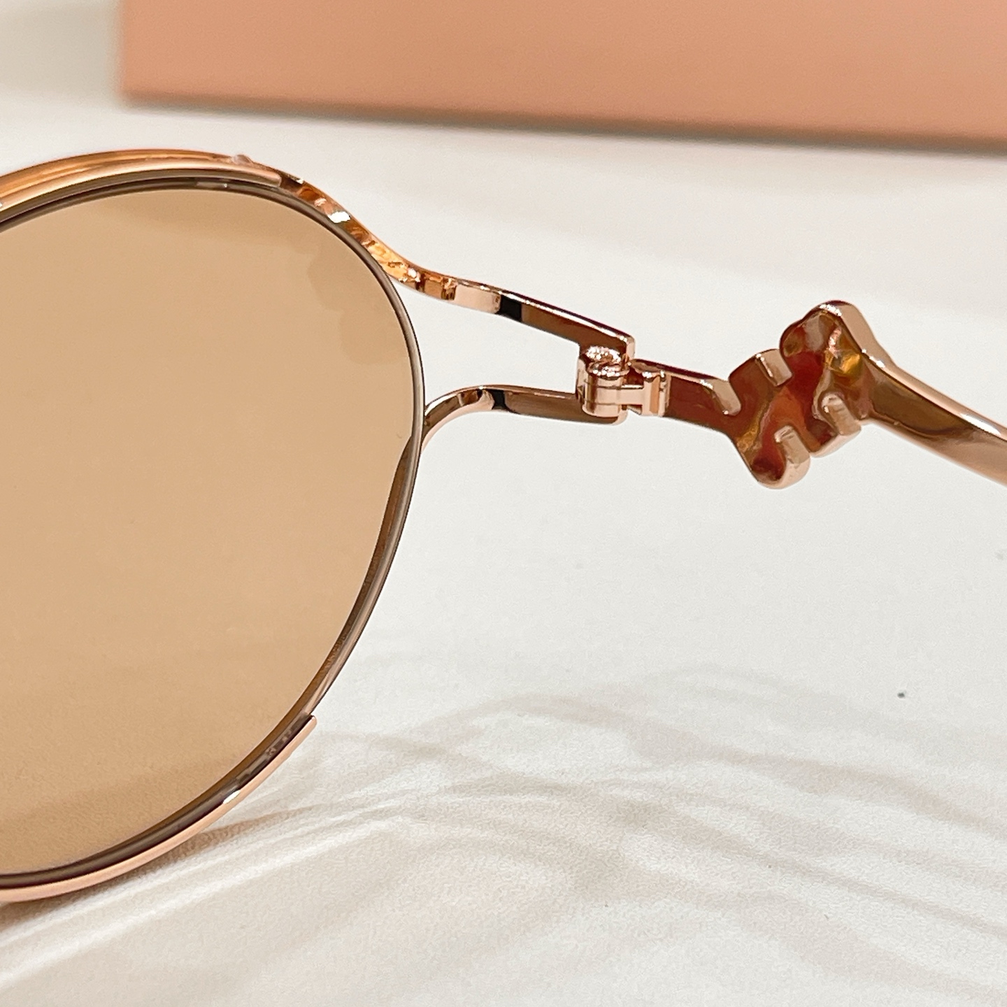MIU M*🎀🎀🎀MODEL:Smu73w🎀🎀🎀SIZE：55口19-142🎀🎀🎀