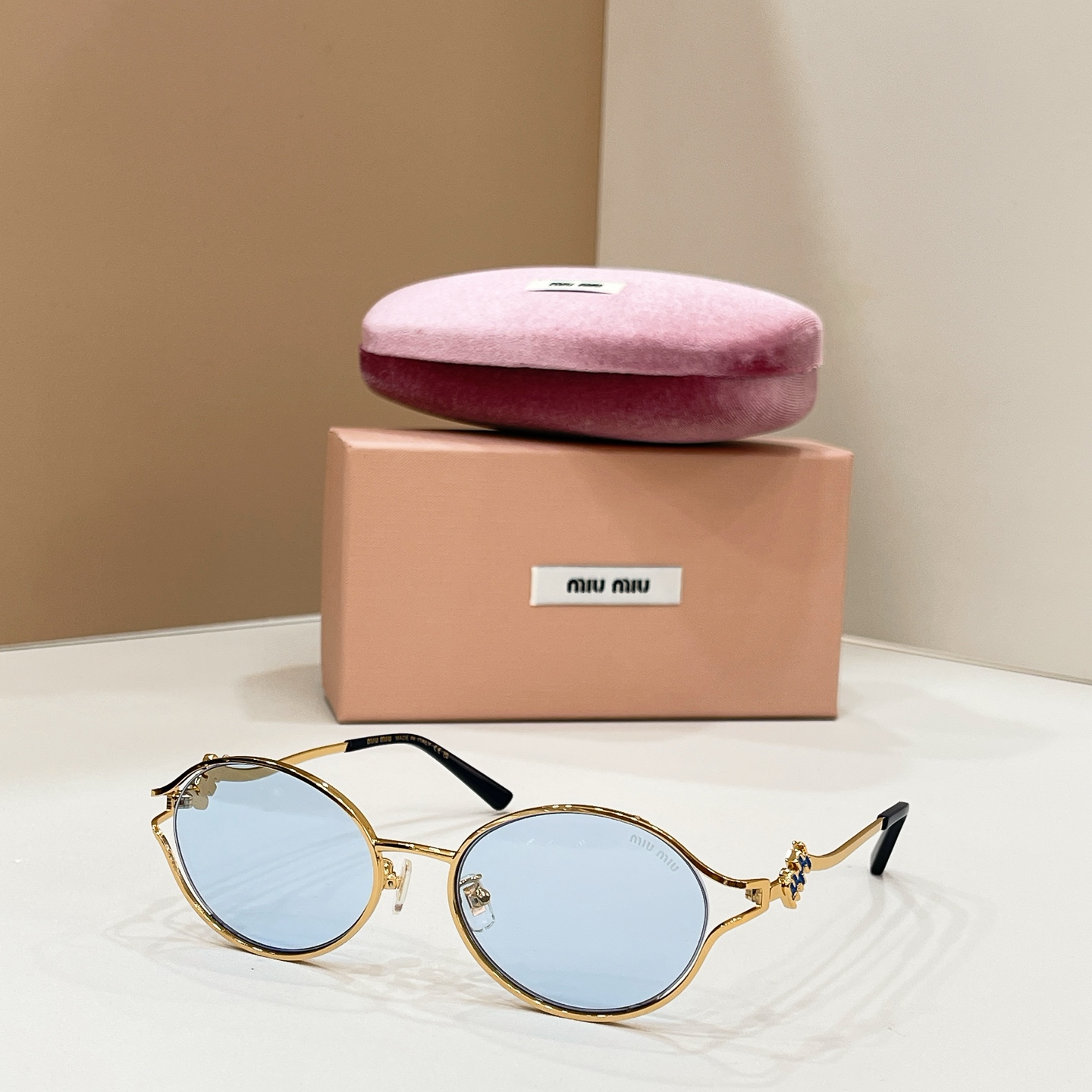 Miu Miu MIU M*