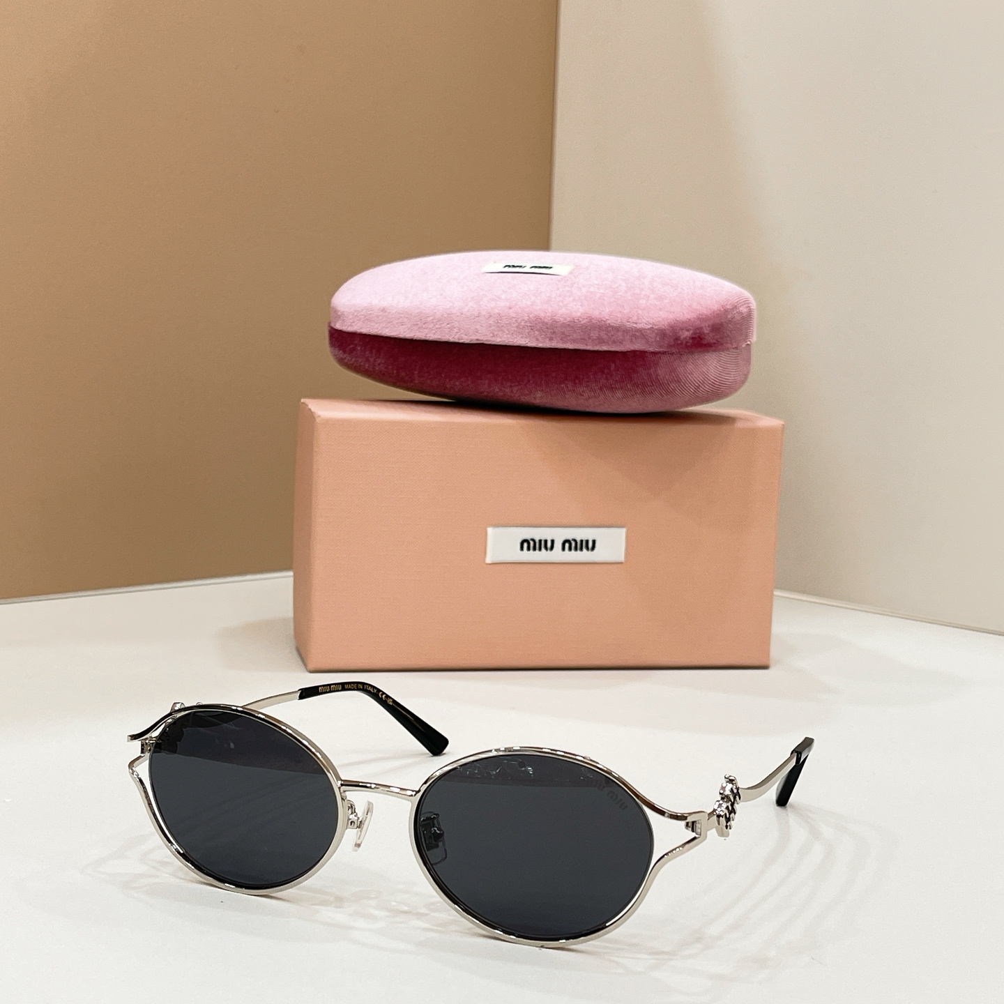 Miu Miu MIU M*