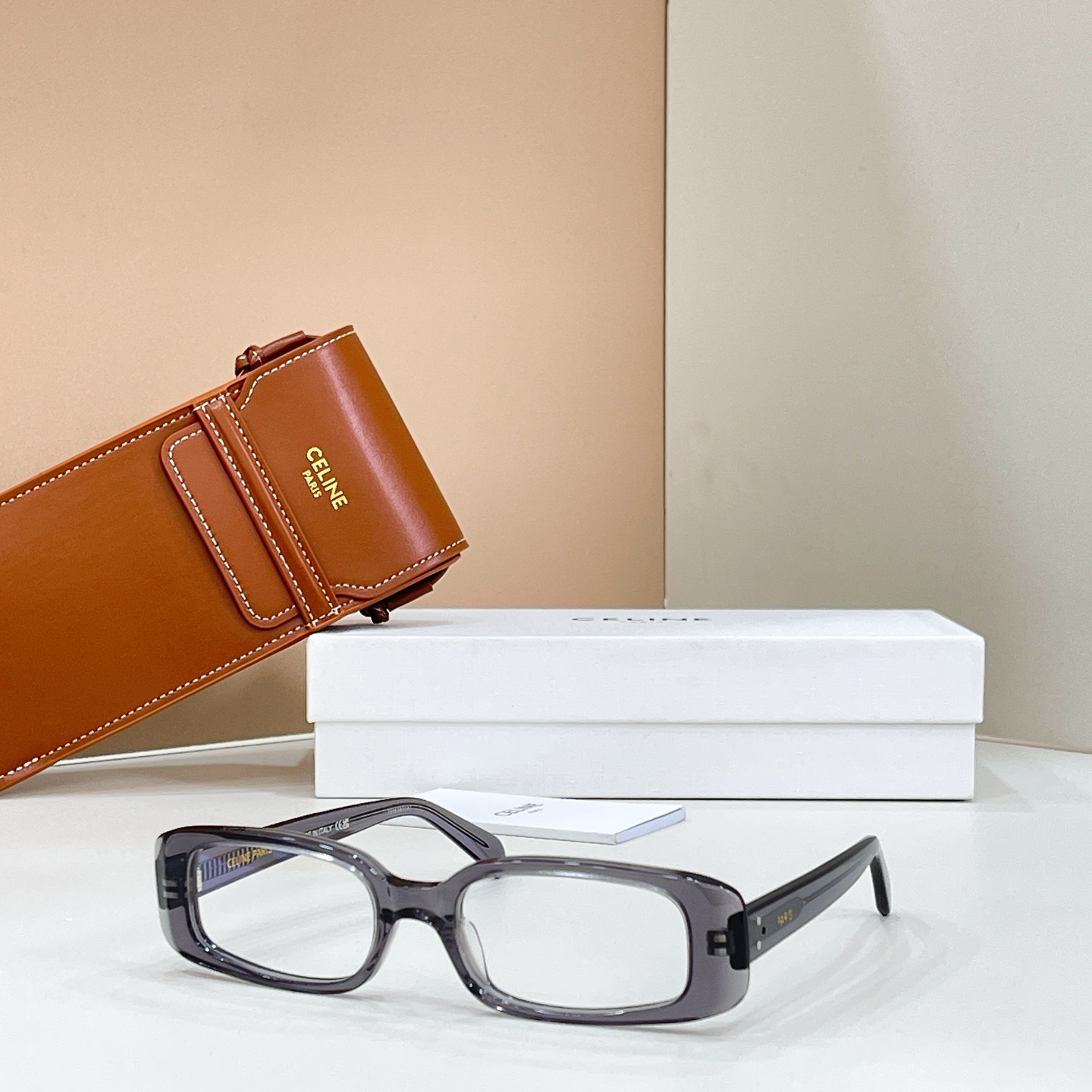 Celine CELIN* MODEL: CL40343U SIZE:53口16-145