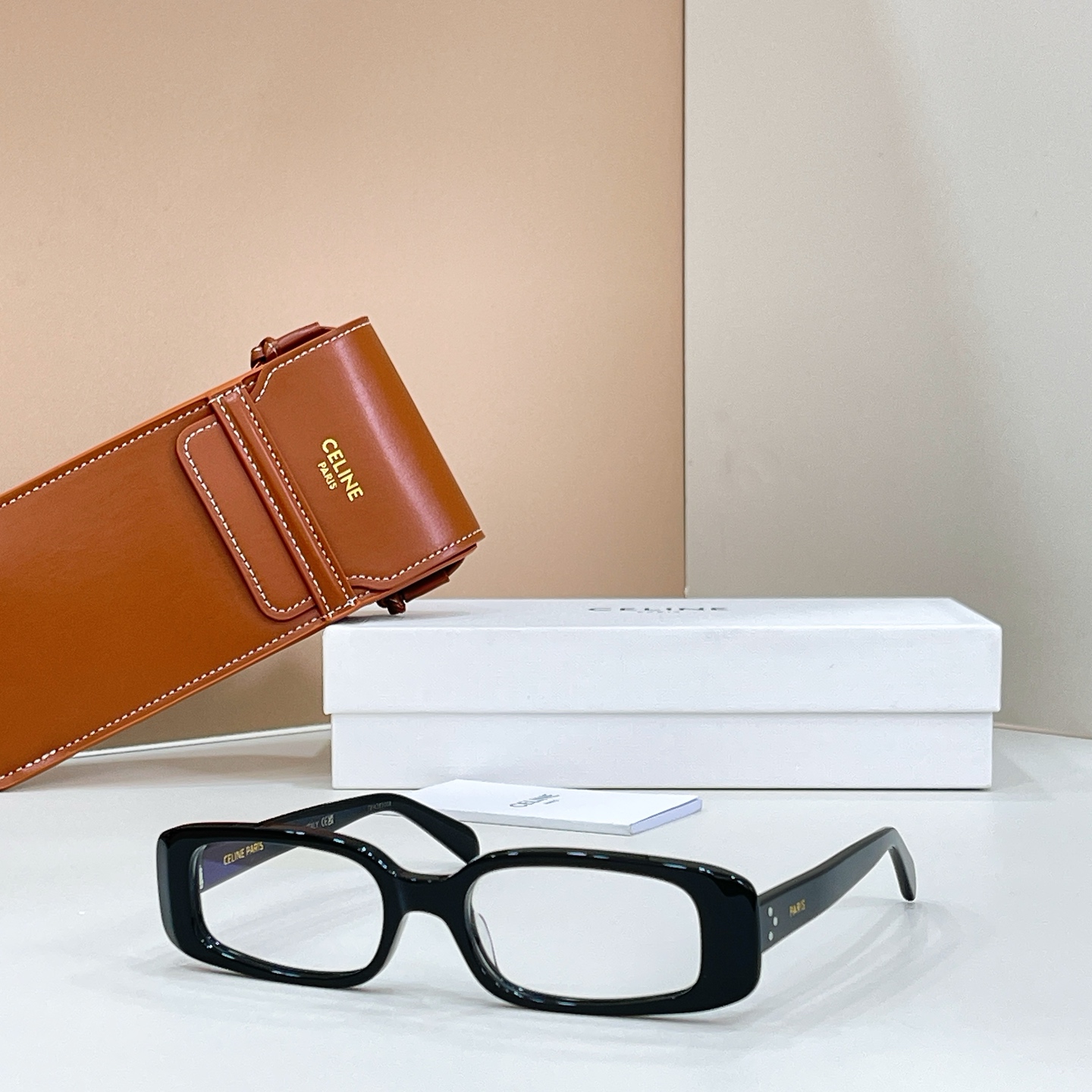 Celine CELIN* MODEL: CL40343U SIZE:53口16-145