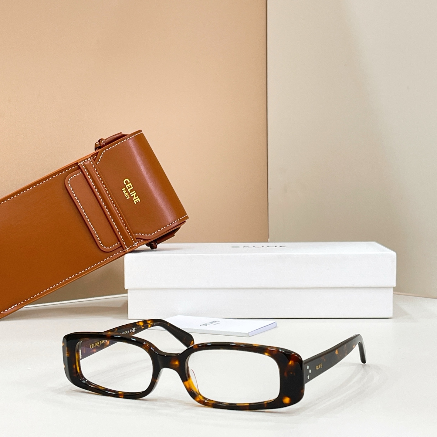 Celine CELIN* MODEL: CL40343U SIZE:53口16-145
